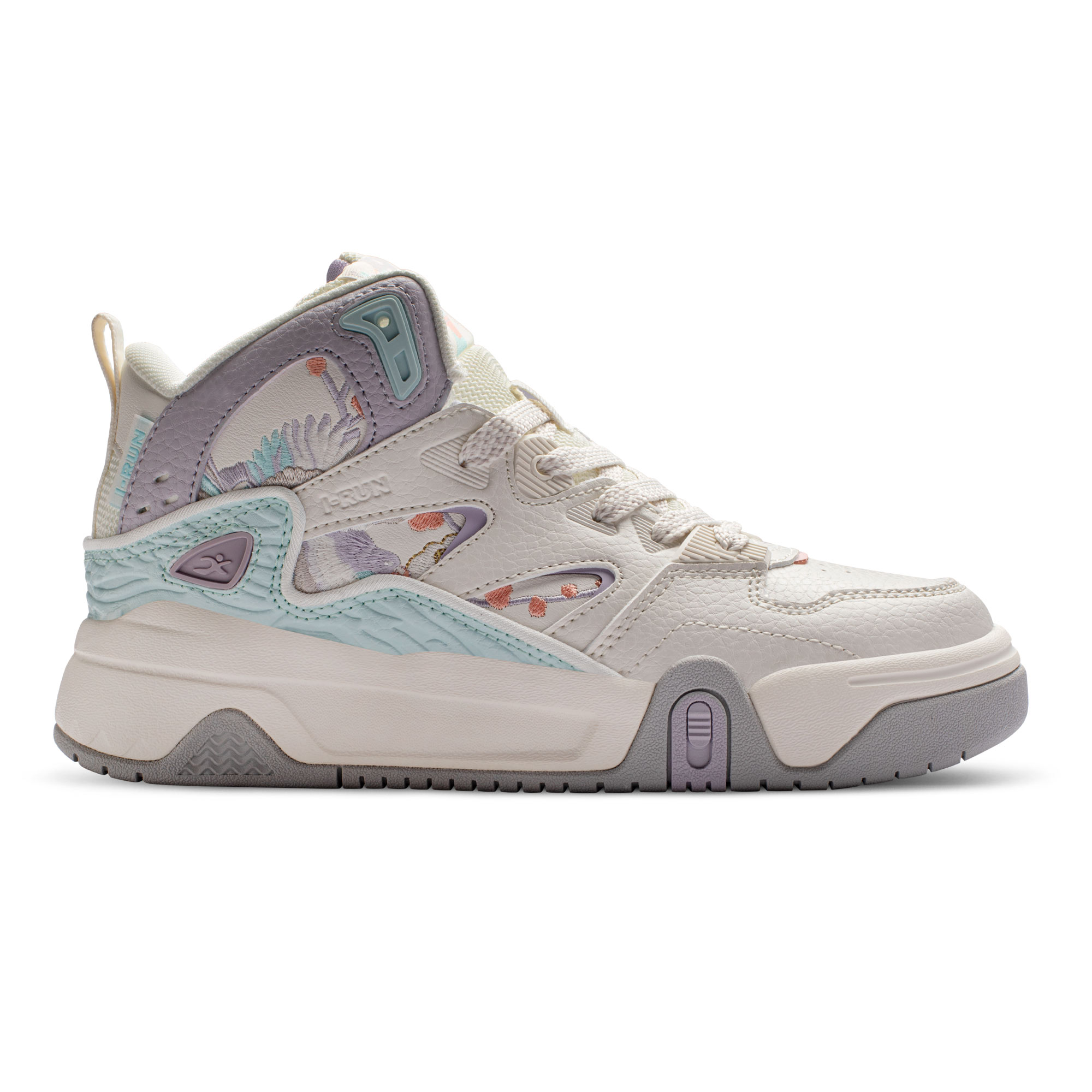 irun-tienda-online-deporte-las-mejores-zapatillas-accesorios-deportivos-hombre-mujer-ninos-futbol-deporte-promocion-peru-compra-ahora