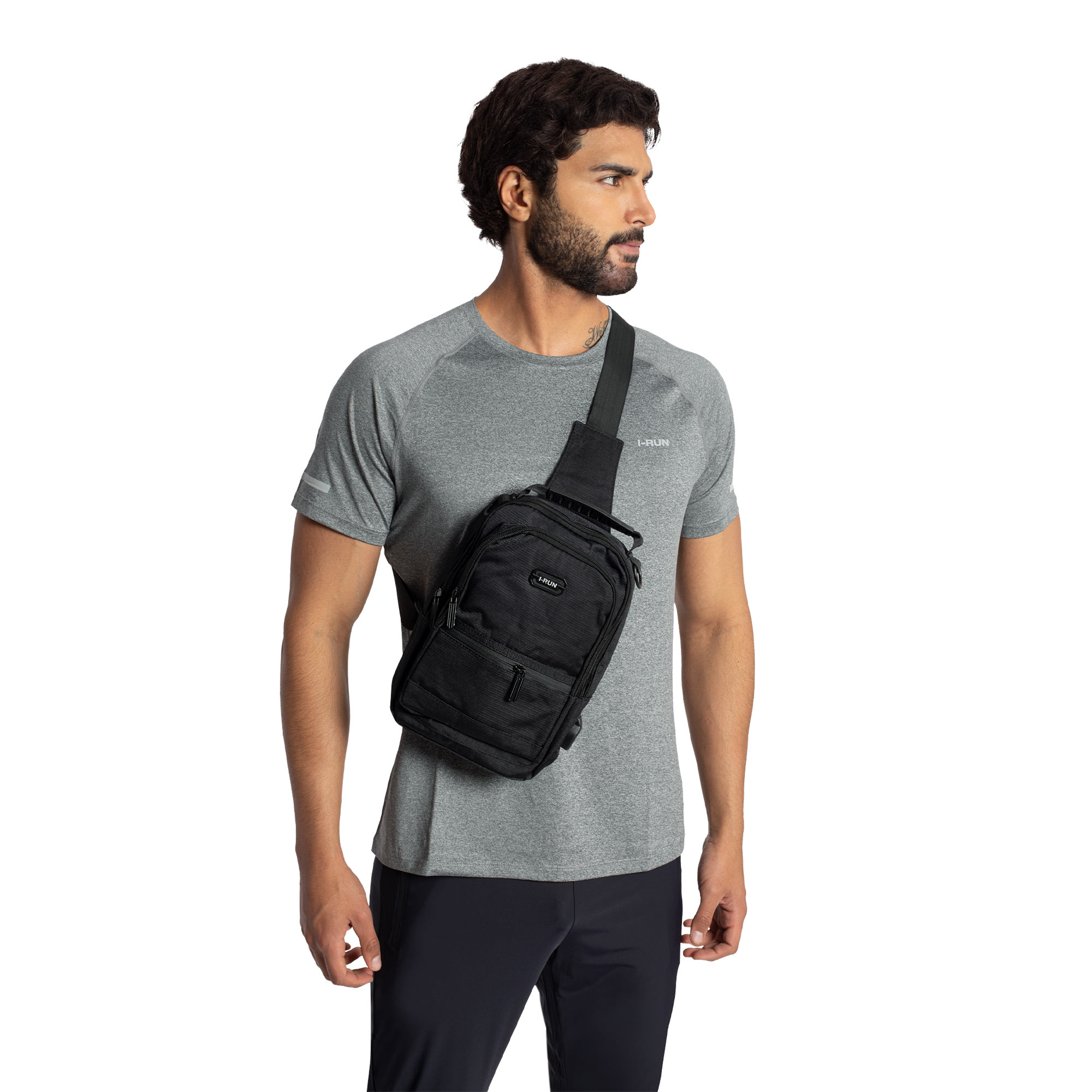 casaca-convertible-negro-irun-tienda-online-deporte-las-mejores-zapatillas-accesorios-deportivos-hombre-mujer-ninos-futbol-deporte-promocion-peru-compra-ahora