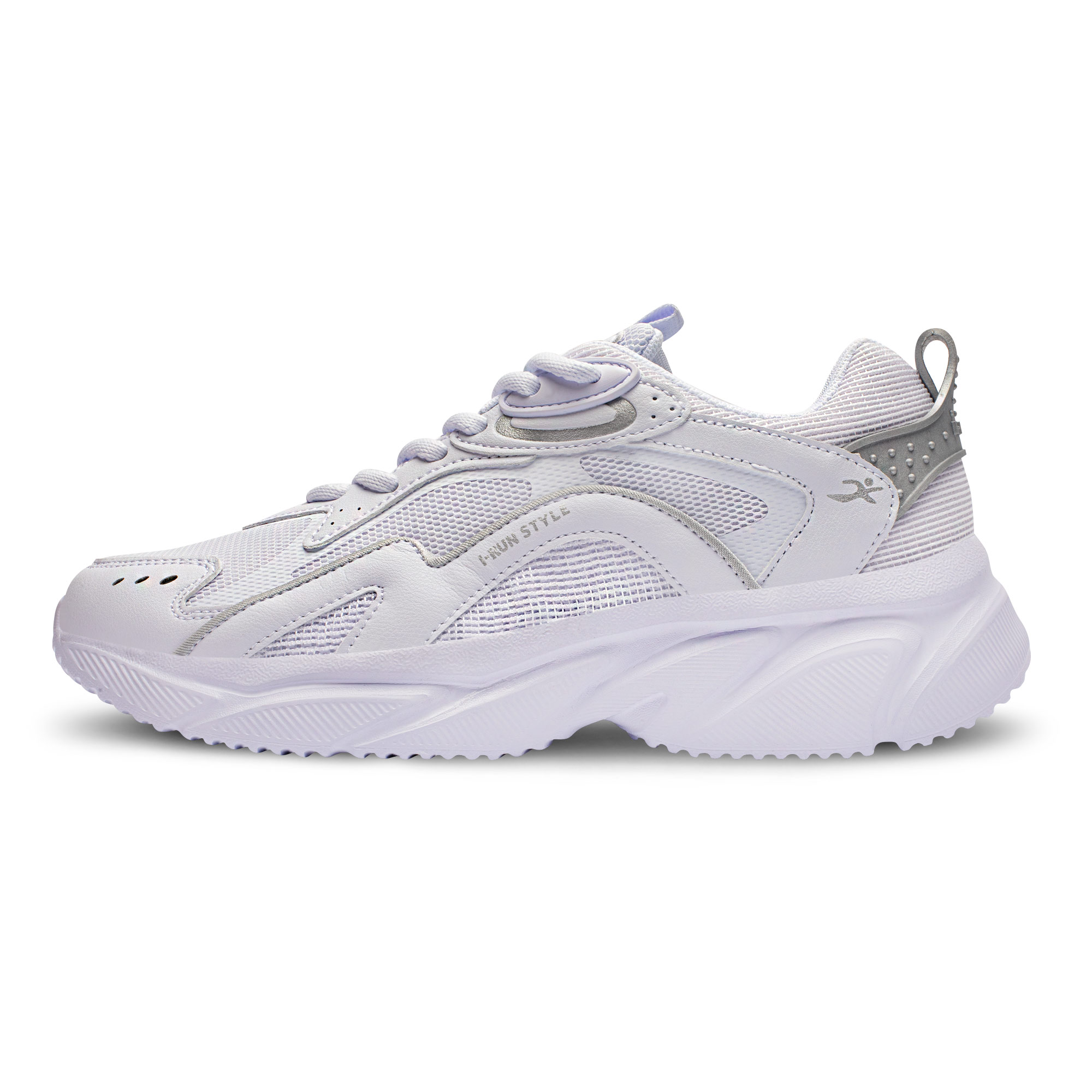 irun-tienda-online-deporte-las-mejores-zapatillas-accesorios-deportivos-hombre-mujer-ninos-futbol-deporte-promocion-peru-compra-ahora