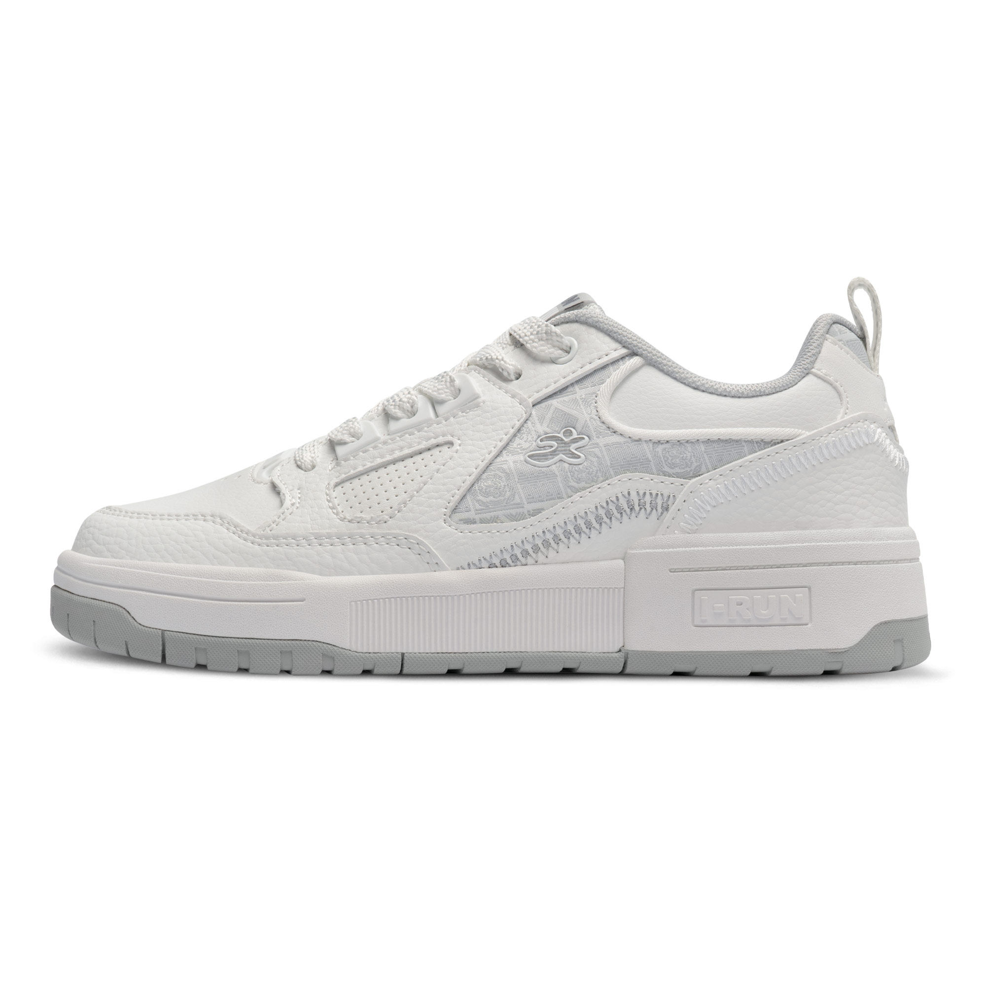 irun-tienda-online-deporte-las-mejores-zapatillas-accesorios-deportivos-hombre-mujer-ninos-futbol-deporte-promocion-peru-compra-ahora