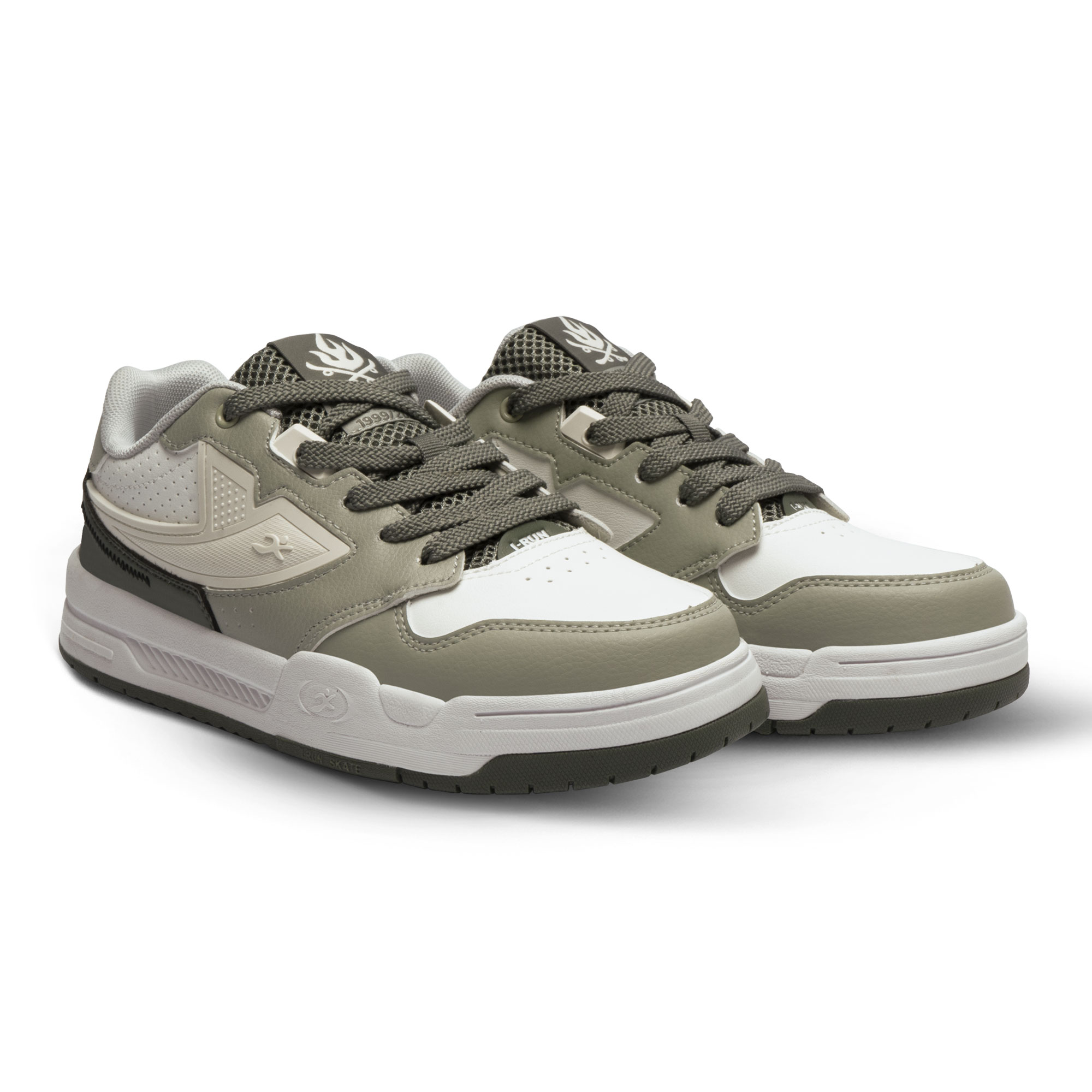 irun-tienda-online-deporte-las-mejores-zapatillas-accesorios-deportivos-hombre-mujer-ninos-futbol-deporte-promocion-peru-compra-ahora