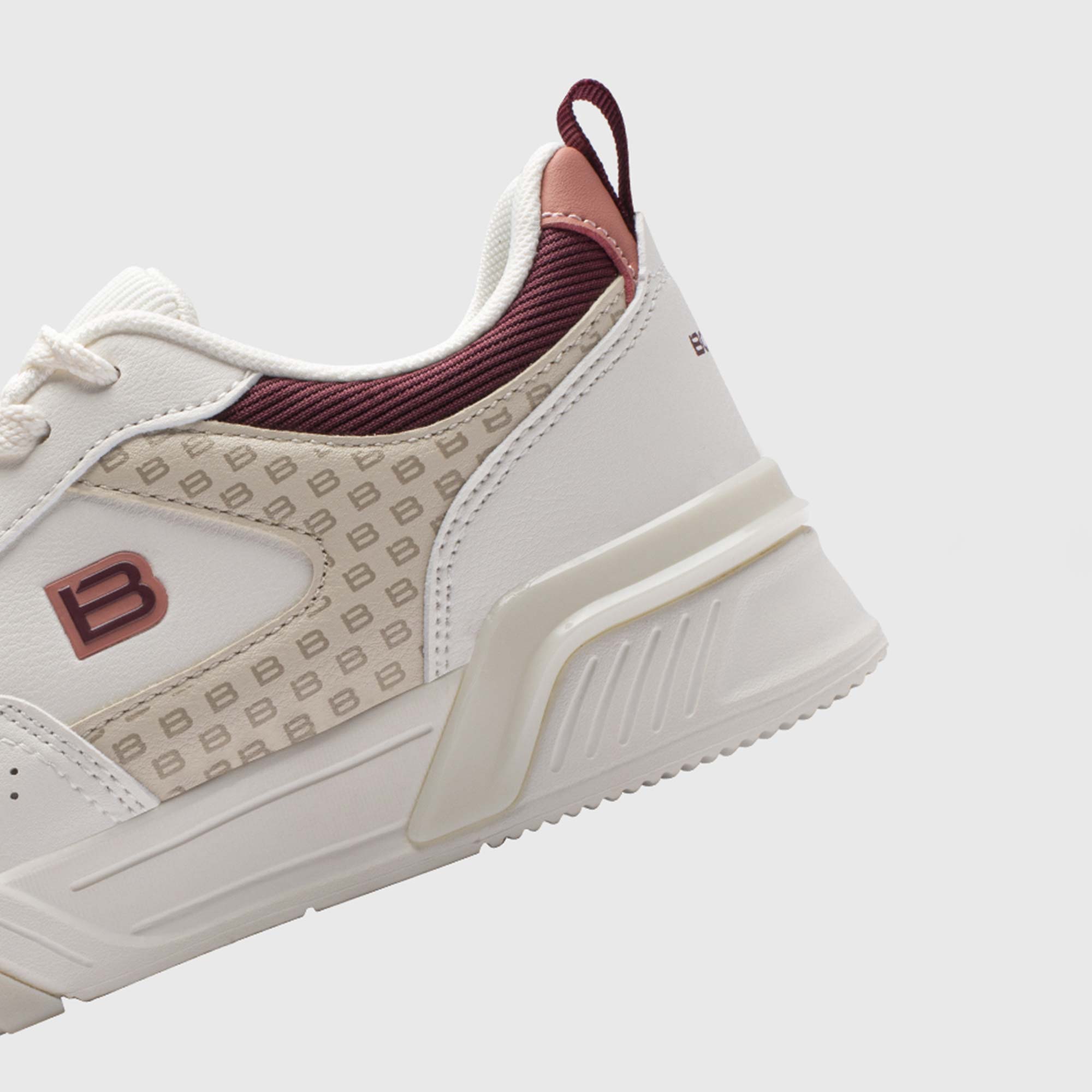 bostep-tienda-online-deporte-las-mejores-zapatillas-accesorios-deportivos-hombre-mujer-ninos-futbol-deporte-promocion-peru-compra-ahora