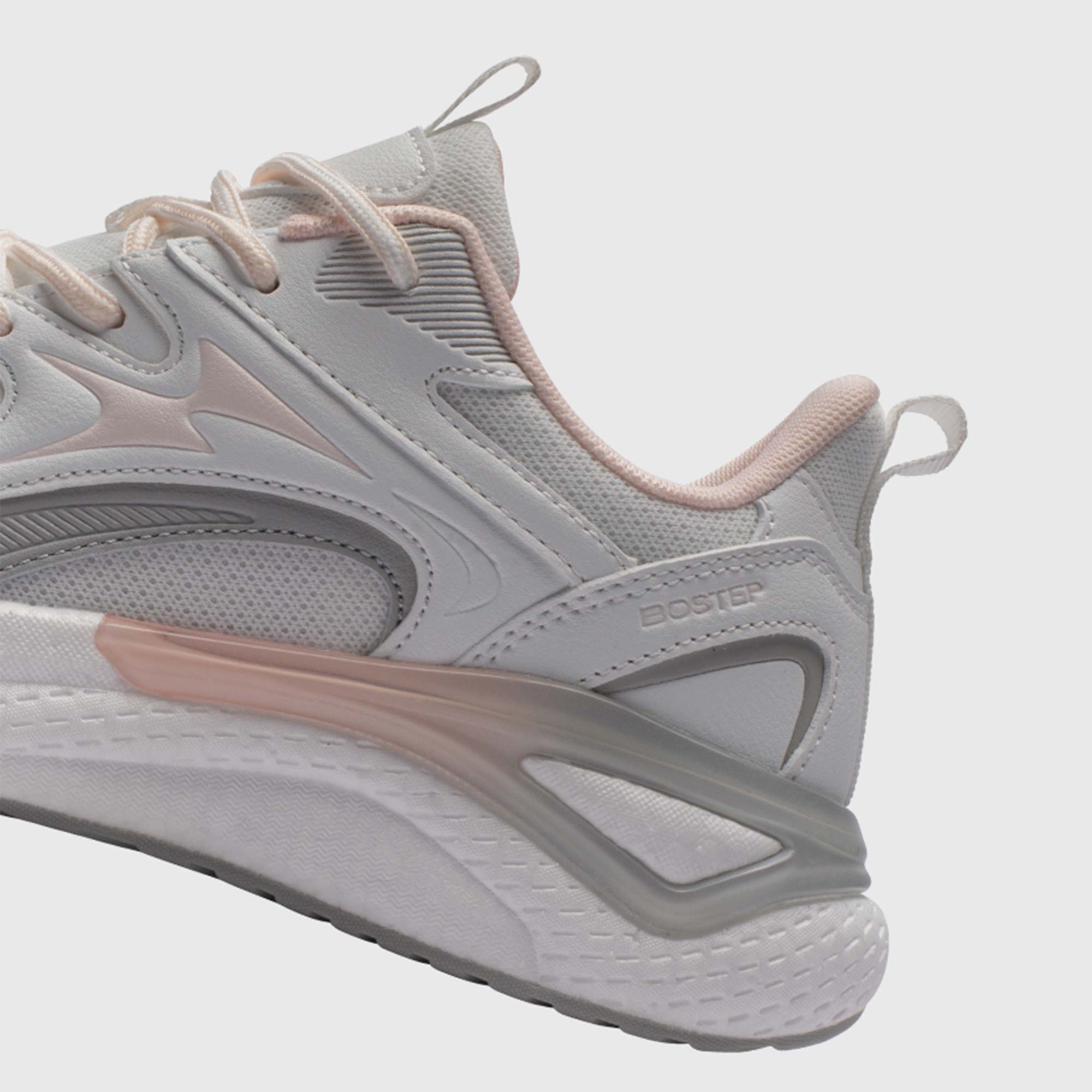 bostep-tienda-online-deporte-las-mejores-zapatillas-accesorios-deportivos-hombre-mujer-ninos-futbol-deporte-promocion-peru-compra-ahora
