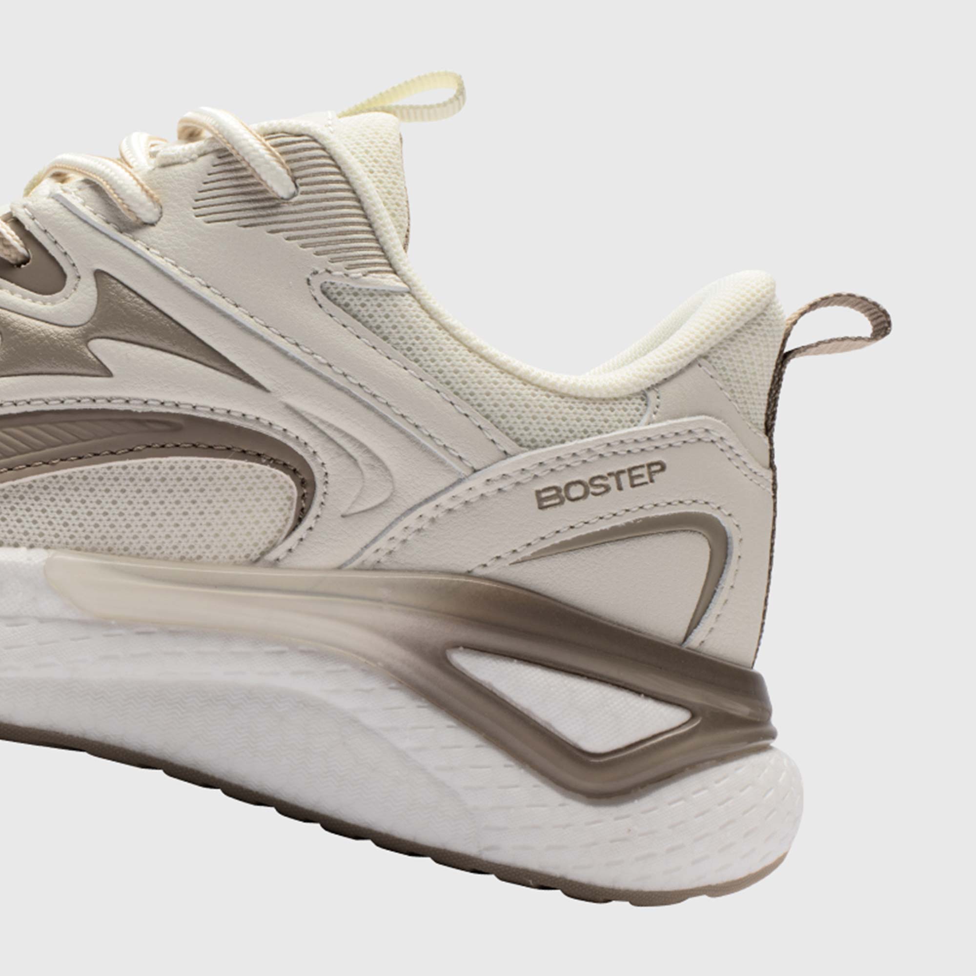 bostep-tienda-online-deporte-las-mejores-zapatillas-accesorios-deportivos-hombre-mujer-ninos-futbol-deporte-promocion-peru-compra-ahora