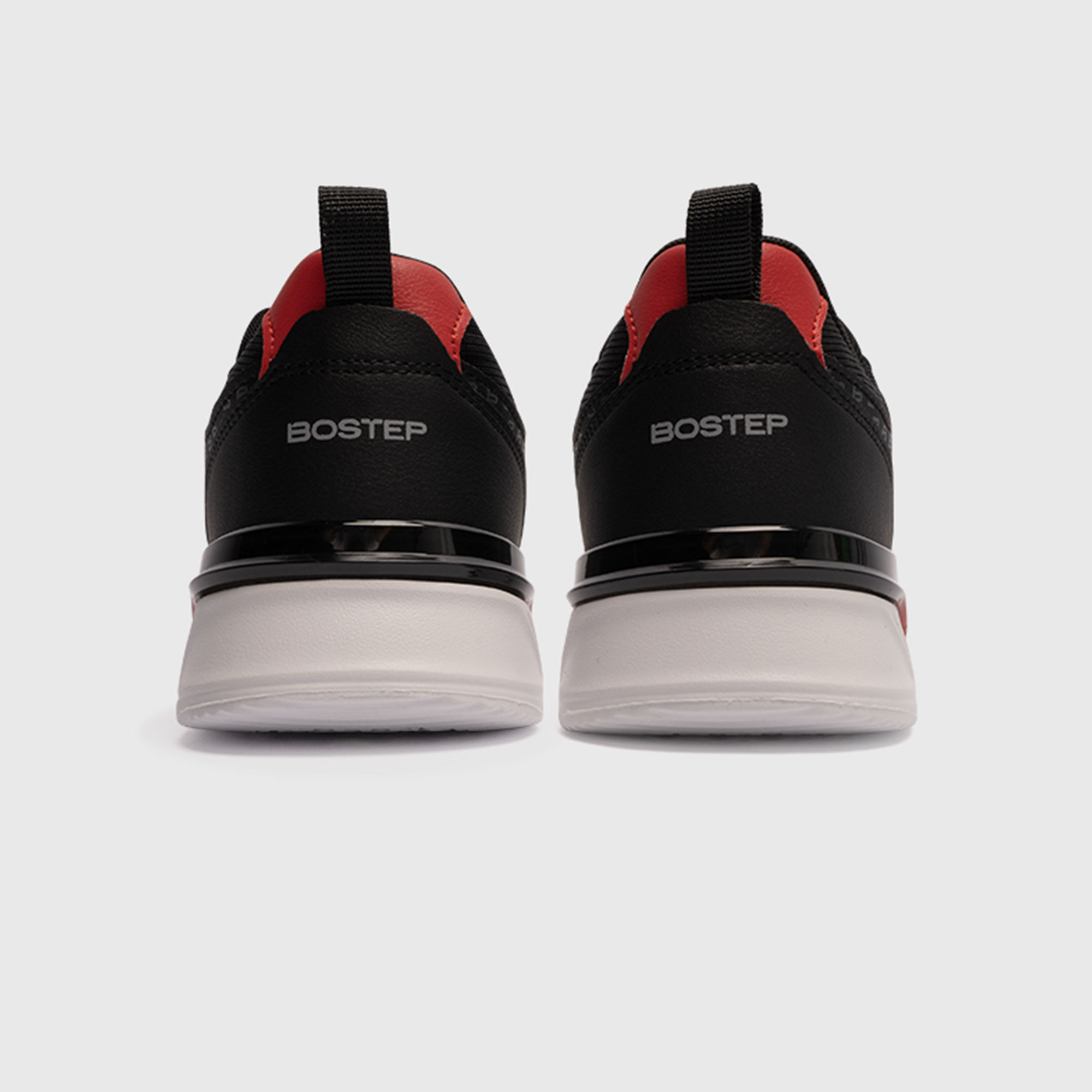 bostep-tienda-online-deporte-las-mejores-zapatillas-accesorios-deportivos-hombre-mujer-ninos-futbol-deporte-promocion-peru-compra-ahora