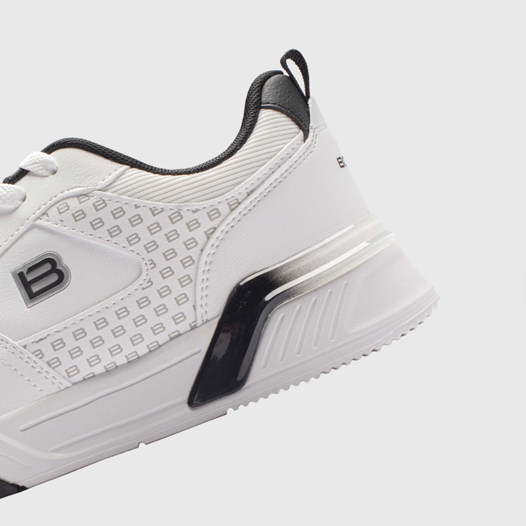 bostep-tienda-online-deporte-las-mejores-zapatillas-accesorios-deportivos-hombre-mujer-ninos-futbol-deporte-promocion-peru-compra-ahora