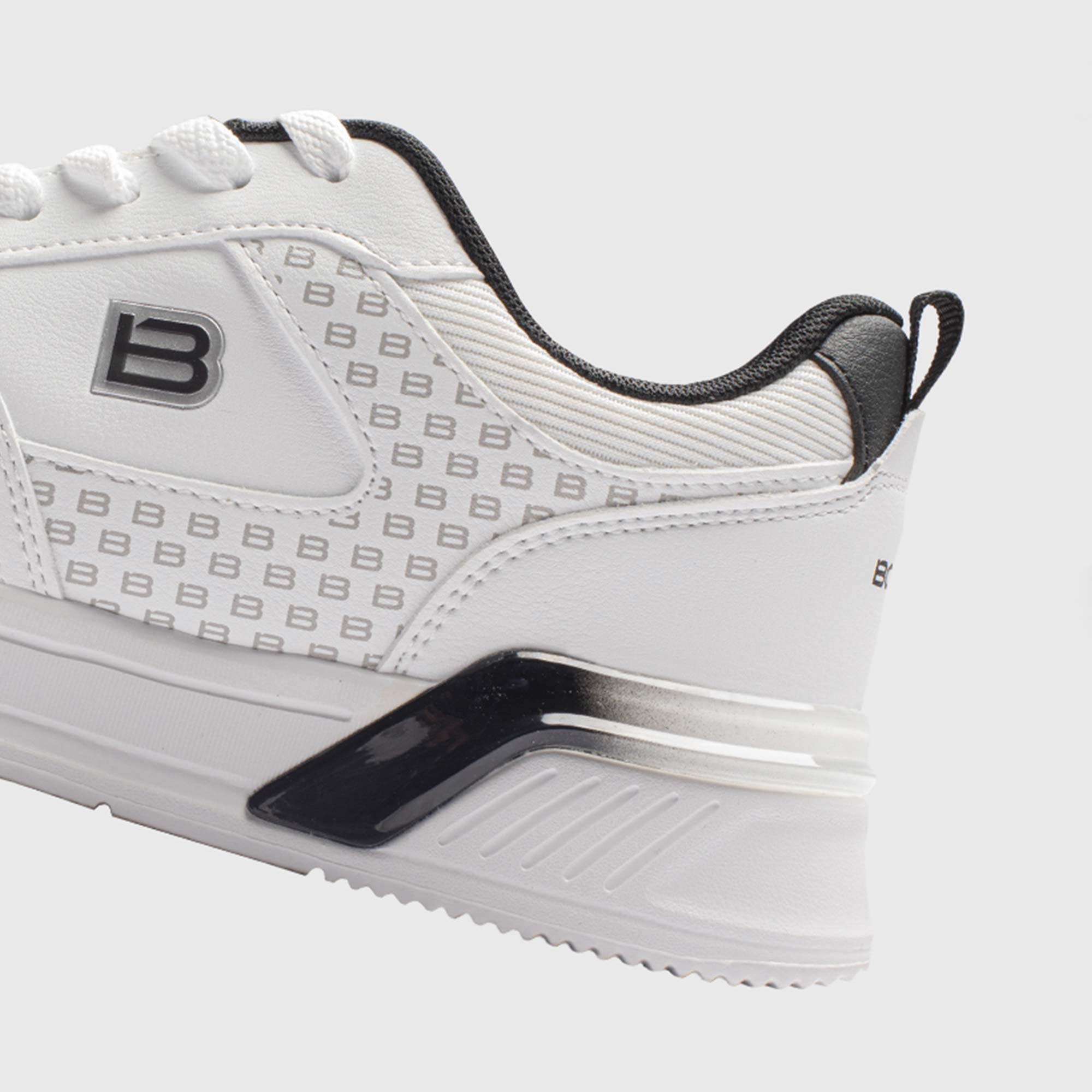 bostep-tienda-online-deporte-las-mejores-zapatillas-accesorios-deportivos-hombre-mujer-ninos-futbol-deporte-promocion-peru-compra-ahora