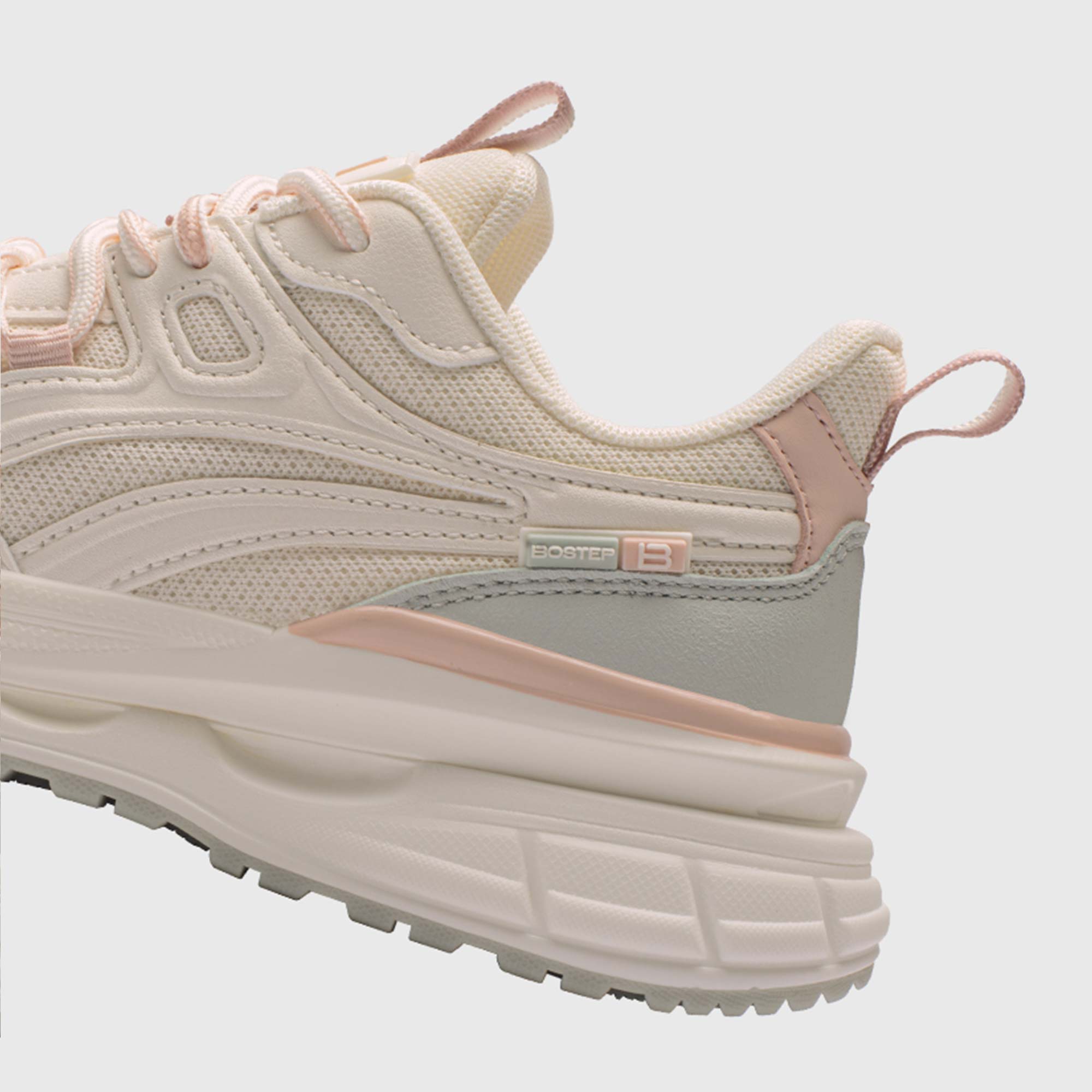 bostep-tienda-online-deporte-las-mejores-zapatillas-accesorios-deportivos-hombre-mujer-ninos-futbol-deporte-promocion-peru-compra-ahora