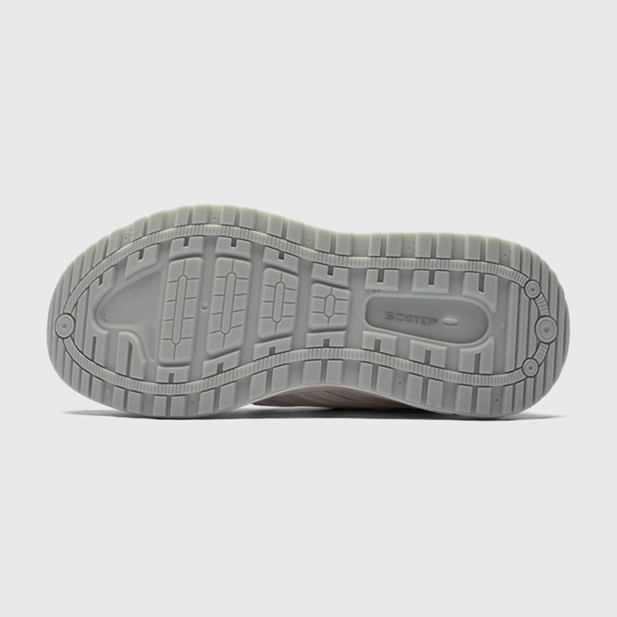bostep-tienda-online-deporte-las-mejores-zapatillas-accesorios-deportivos-hombre-mujer-ninos-futbol-deporte-promocion-peru-compra-ahora