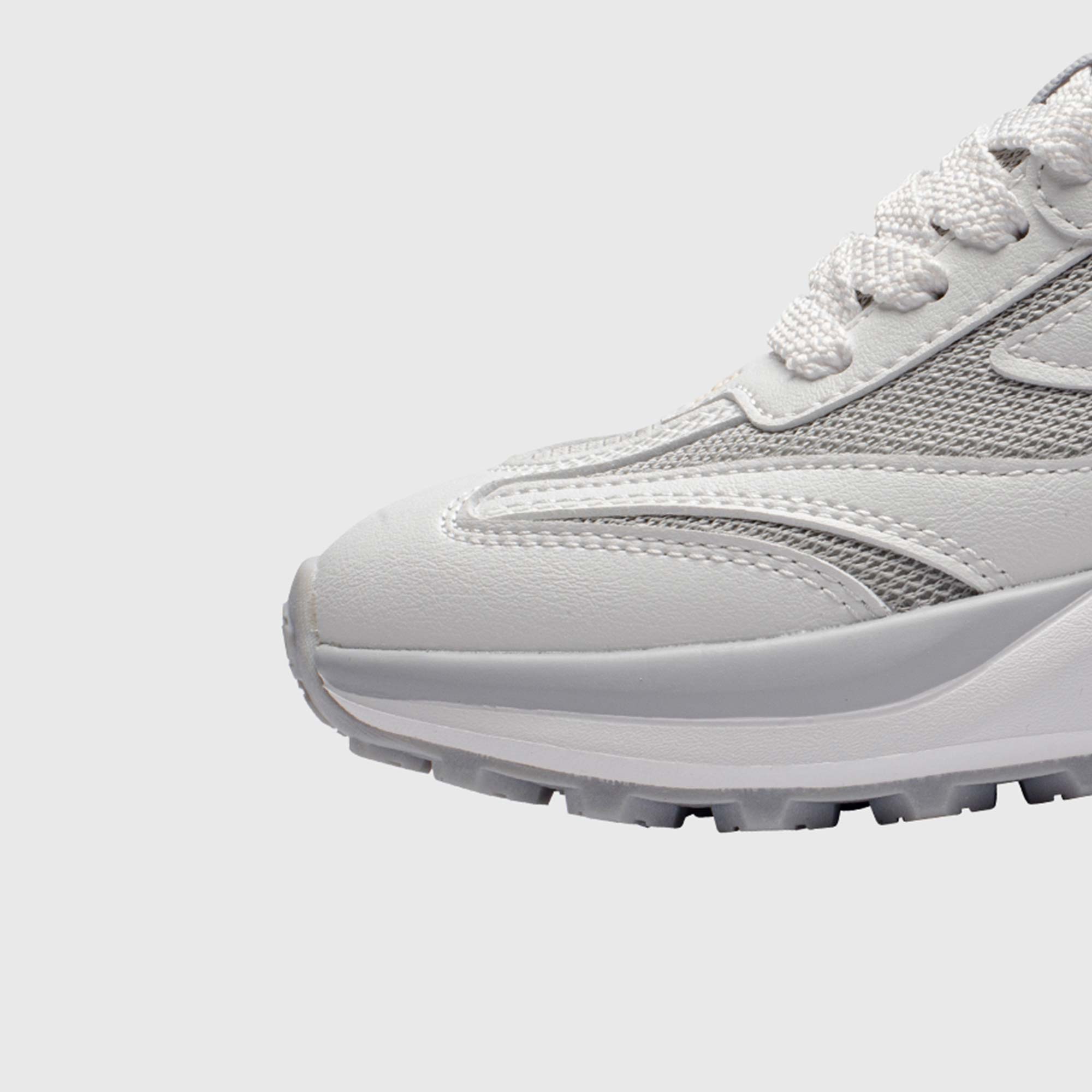 bostep-tienda-online-deporte-las-mejores-zapatillas-accesorios-deportivos-hombre-mujer-ninos-futbol-deporte-promocion-peru-compra-ahora