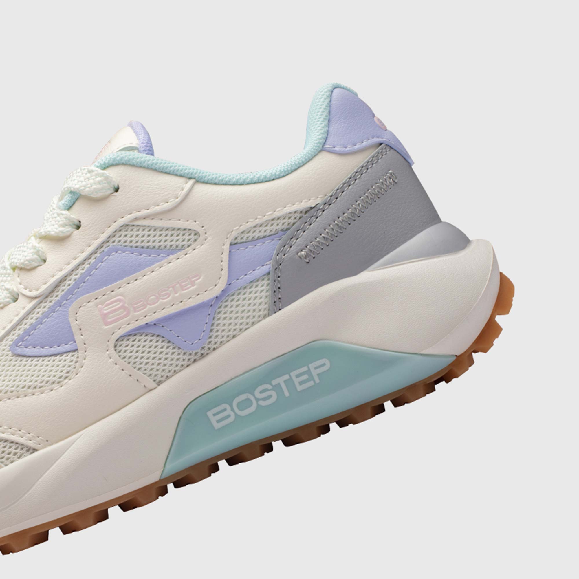 bostep-tienda-online-deporte-las-mejores-zapatillas-accesorios-deportivos-hombre-mujer-ninos-futbol-deporte-promocion-peru-compra-ahora