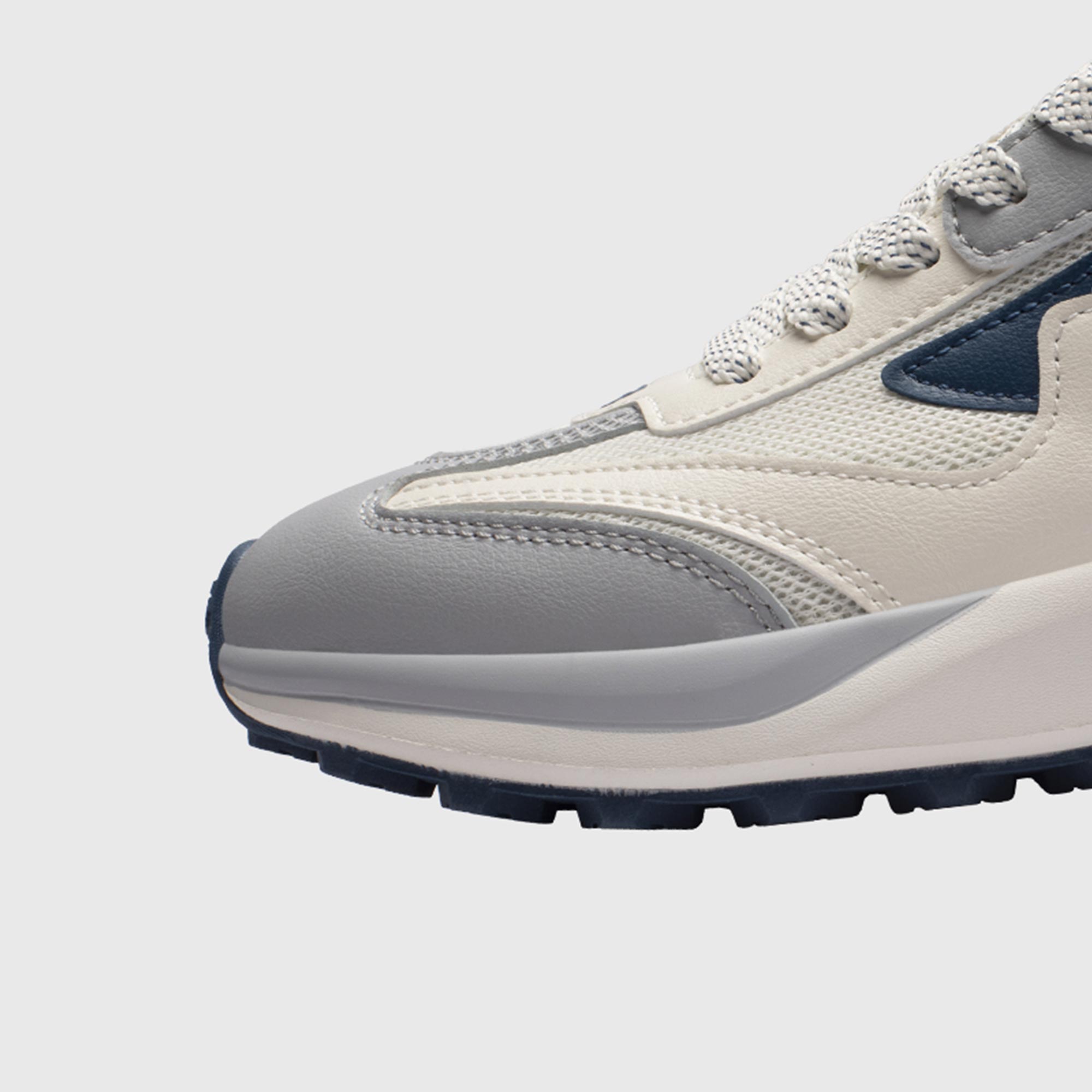 bostep-tienda-online-deporte-las-mejores-zapatillas-accesorios-deportivos-hombre-mujer-ninos-futbol-deporte-promocion-peru-compra-ahora