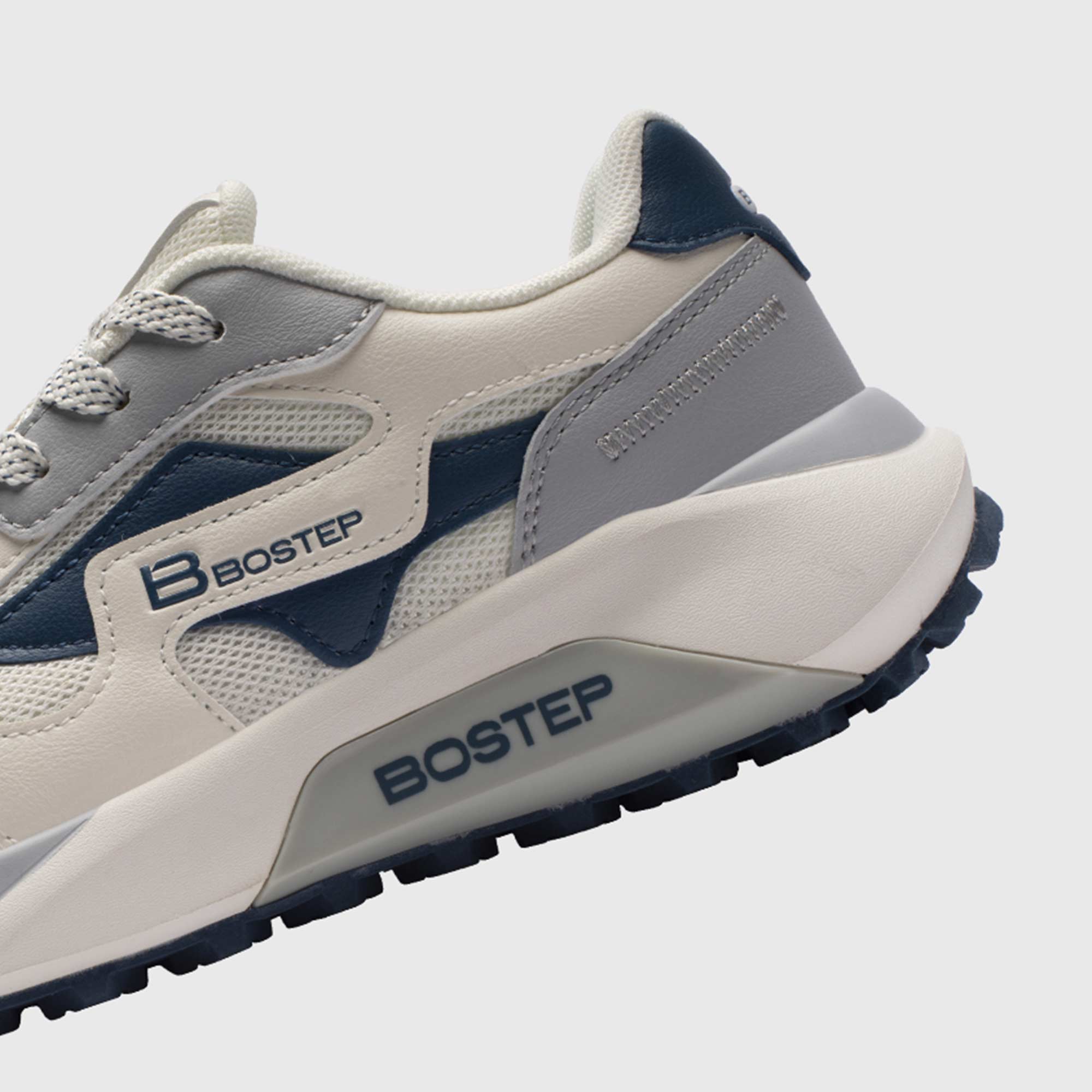 bostep-tienda-online-deporte-las-mejores-zapatillas-accesorios-deportivos-hombre-mujer-ninos-futbol-deporte-promocion-peru-compra-ahora