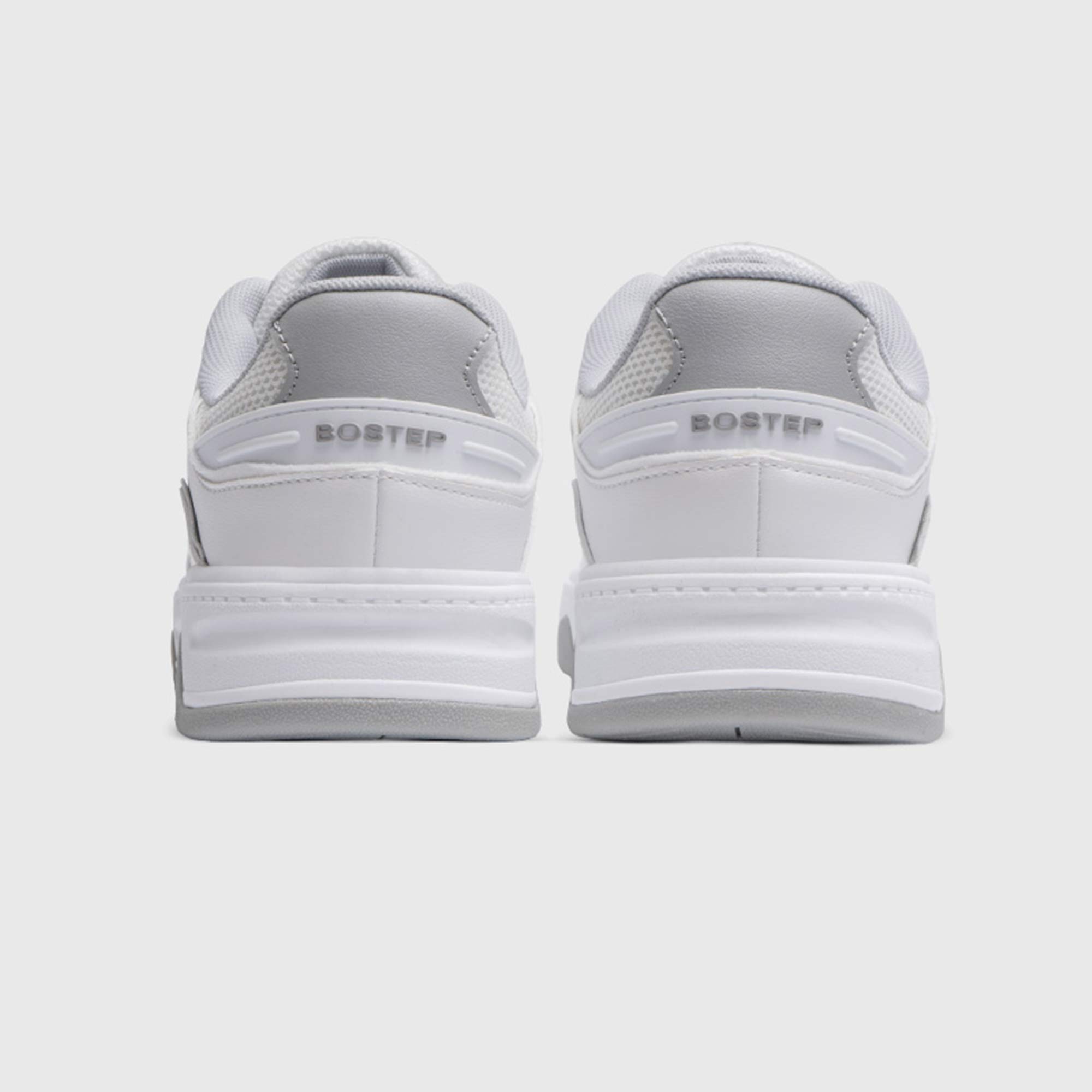 bostep-tienda-online-deporte-las-mejores-zapatillas-accesorios-deportivos-hombre-mujer-ninos-futbol-deporte-promocion-peru-compra-ahora