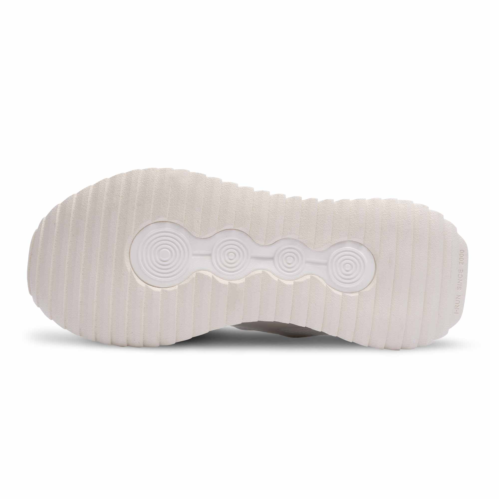 irun-tienda-online-deporte-las-mejores-zapatillas-accesorios-deportivos-hombre-mujer-ninos-futbol-deporte-promocion-peru-compra-ahora
