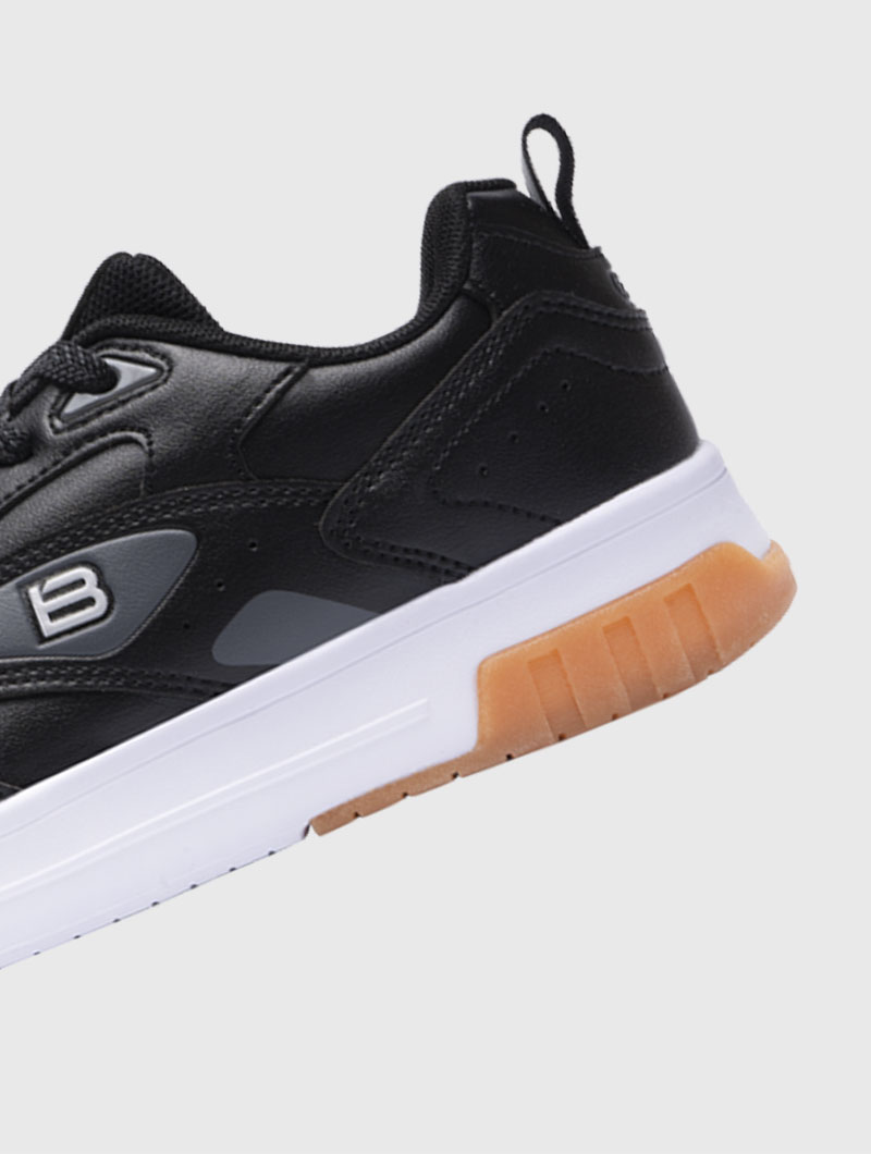 irun-tienda-online-deporte-las-mejores-zapatillas-accesorios-deportivos-hombre-mujer-ninos-futbol-deporte-promocion-peru-compra-ahora