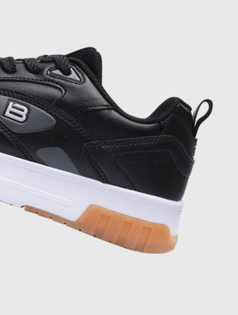 irun-tienda-online-deporte-las-mejores-zapatillas-accesorios-deportivos-hombre-mujer-ninos-futbol-deporte-promocion-peru-compra-ahora
