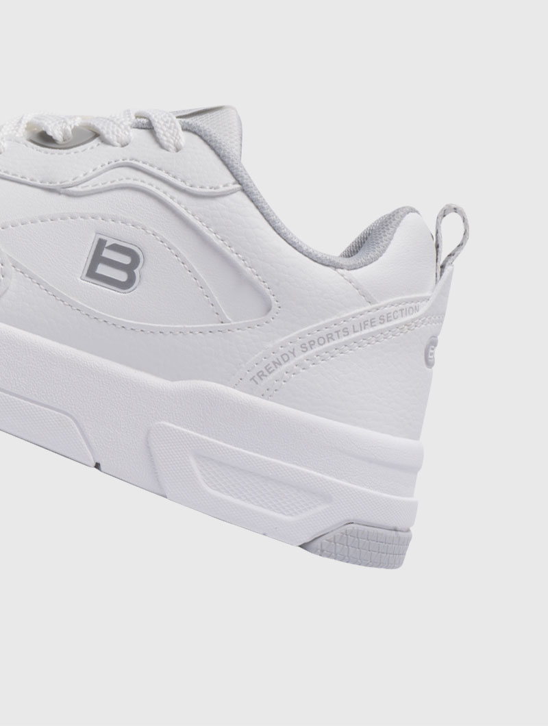 irun-tienda-online-deporte-las-mejores-zapatillas-accesorios-deportivos-hombre-mujer-ninos-futbol-deporte-promocion-peru-compra-ahora