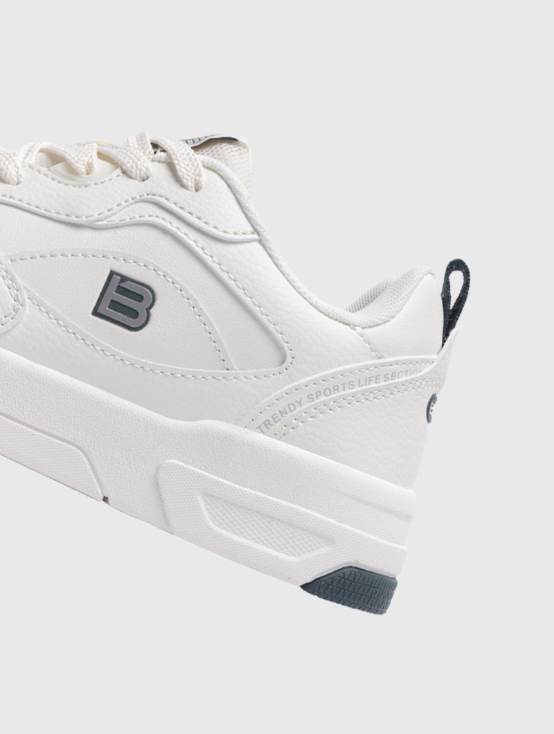 irun-tienda-online-deporte-las-mejores-zapatillas-accesorios-deportivos-hombre-mujer-ninos-futbol-deporte-promocion-peru-compra-ahora