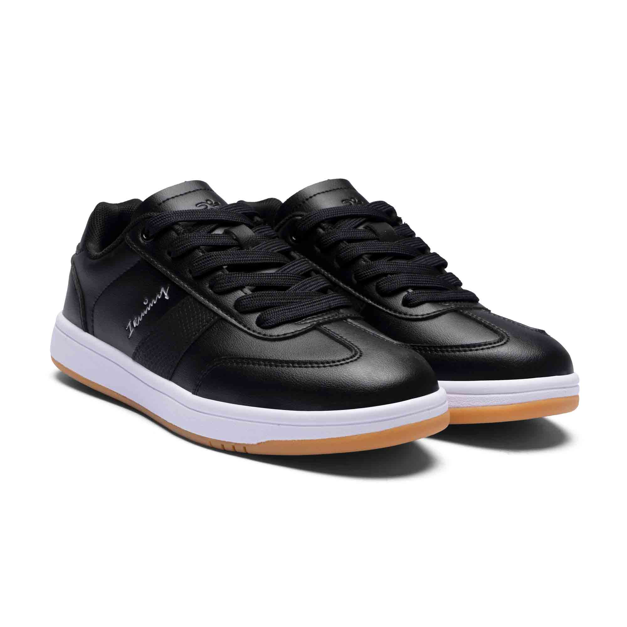 irun-tienda-online-deporte-las-mejores-zapatillas-accesorios-deportivos-hombre-mujer-ninos-futbol-deporte-promocion-peru-compra-ahora