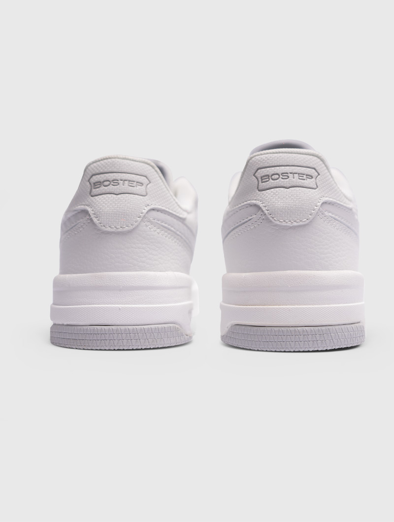 bostep-tienda-online-deporte-las-mejores-zapatillas-accesorios-deportivos-hombre-mujer-ninos-futbol-deporte-promocion-peru-compra-ahora