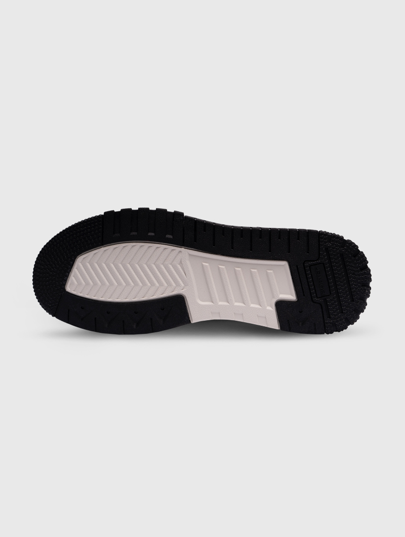 bostep-tienda-online-deporte-las-mejores-zapatillas-accesorios-deportivos-hombre-mujer-ninos-futbol-deporte-promocion-peru-compra-ahora