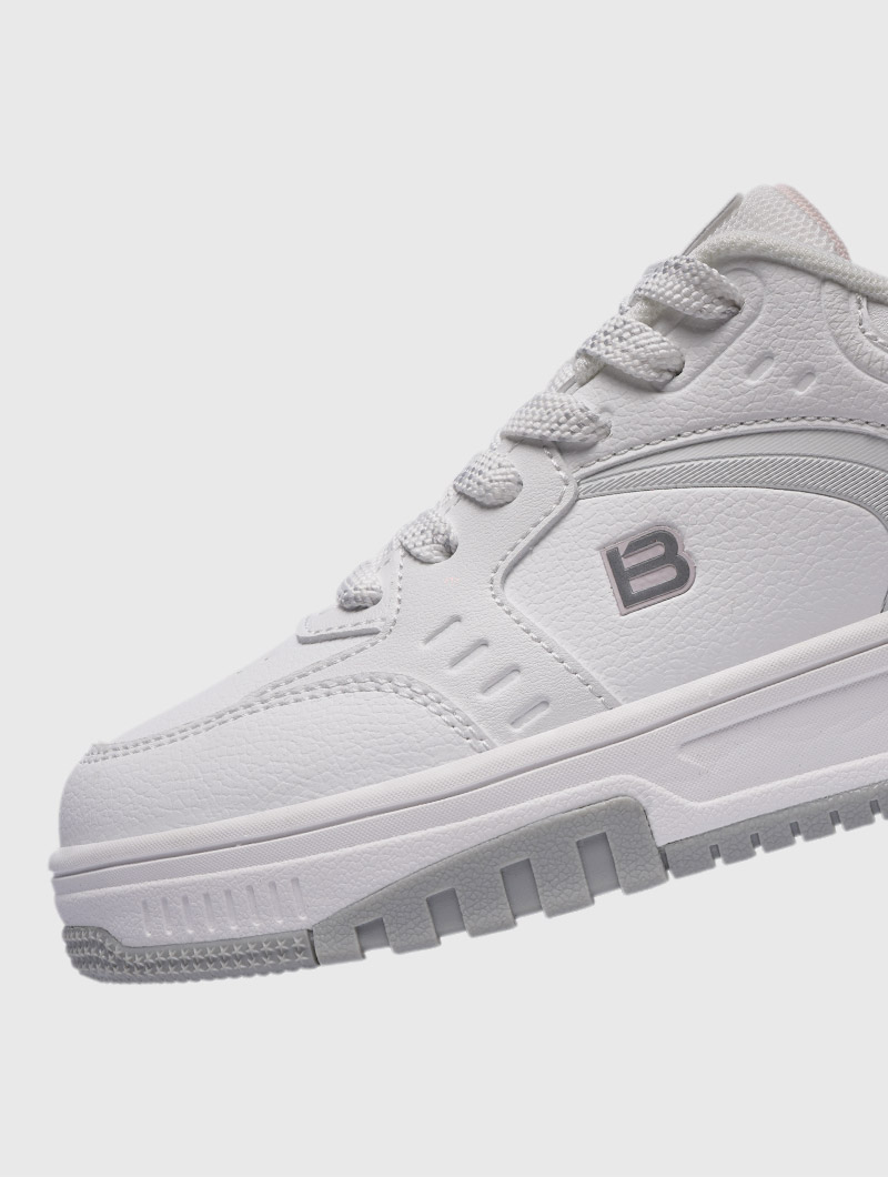 bostep-tienda-online-deporte-las-mejores-zapatillas-accesorios-deportivos-hombre-mujer-ninos-futbol-deporte-promocion-peru-compra-ahora