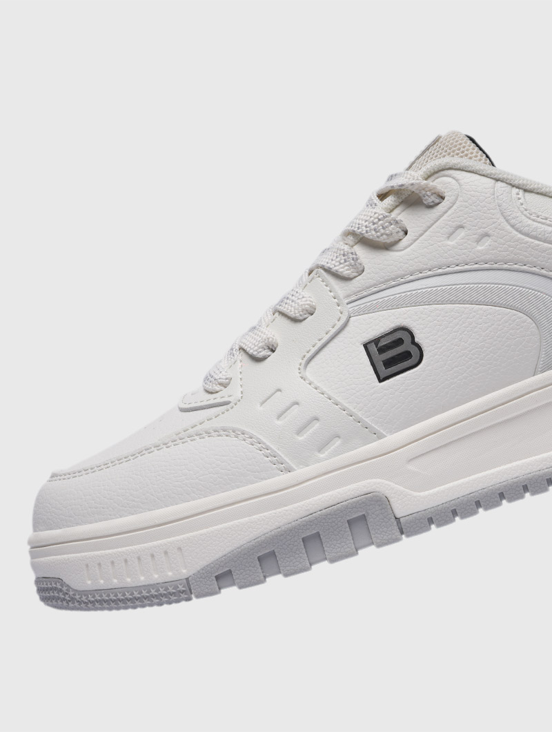 bostep-tienda-online-deporte-las-mejores-zapatillas-accesorios-deportivos-hombre-mujer-ninos-futbol-deporte-promocion-peru-compra-ahora