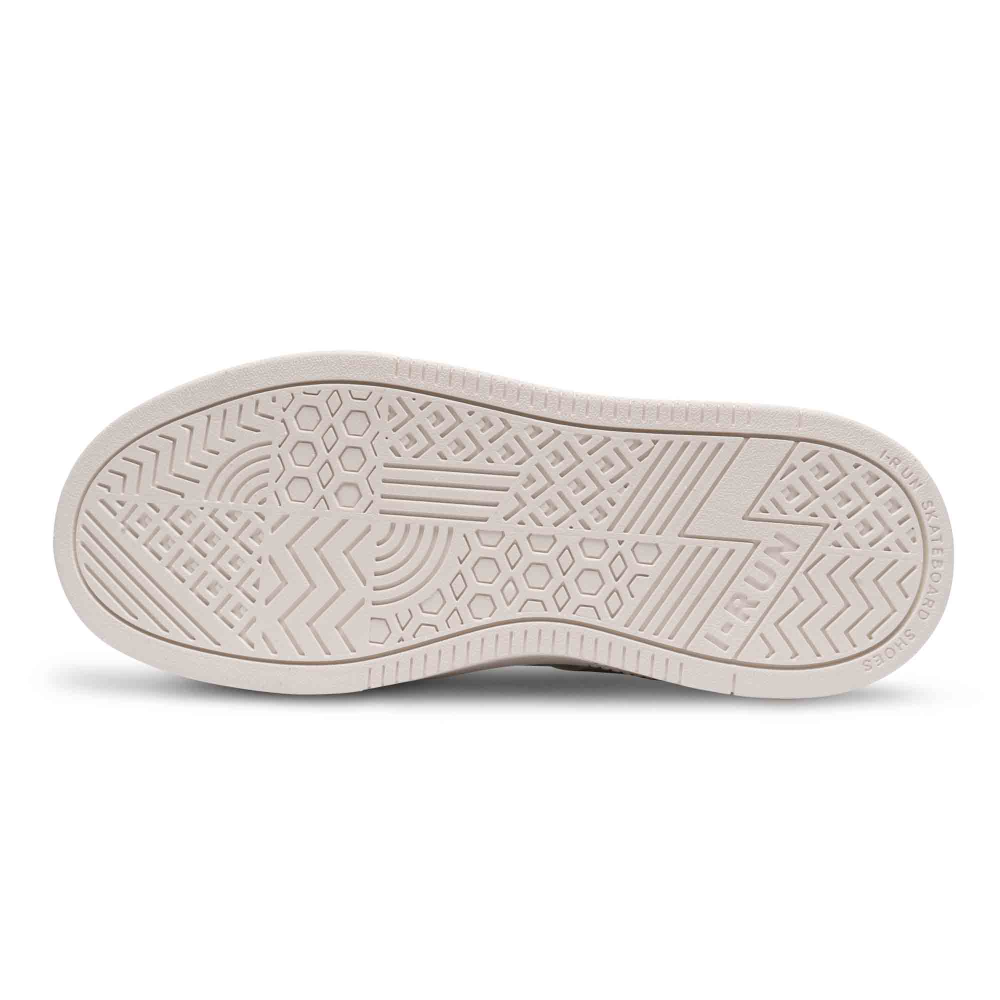 irun-tienda-online-deporte-las-mejores-zapatillas-accesorios-deportivos-hombre-mujer-ninos-futbol-deporte-promocion-peru-compra-ahora