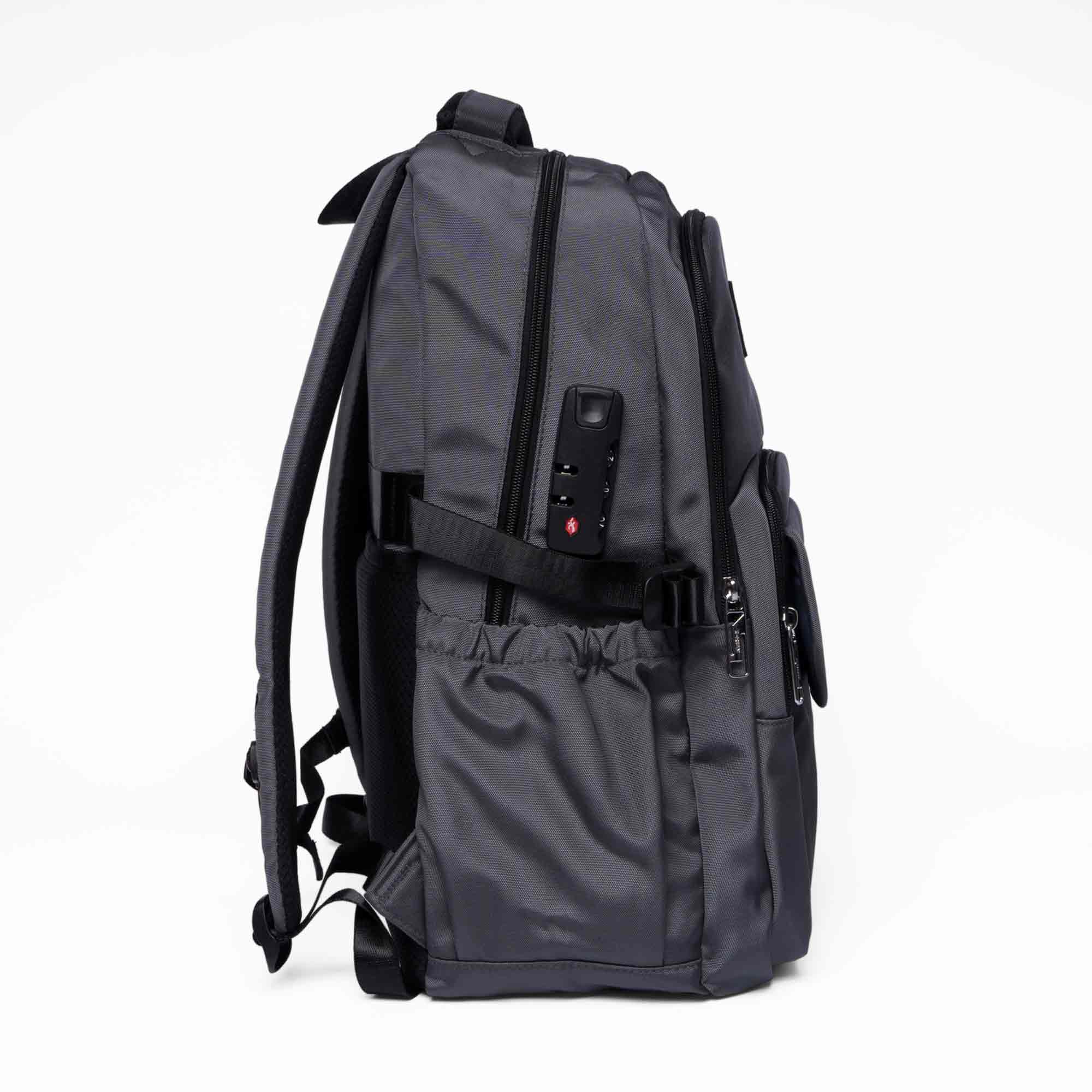 casaca-convertible-negro-irun-tienda-online-deporte-las-mejores-zapatillas-accesorios-deportivos-hombre-mujer-ninos-futbol-deporte-promocion-peru-compra-ahora