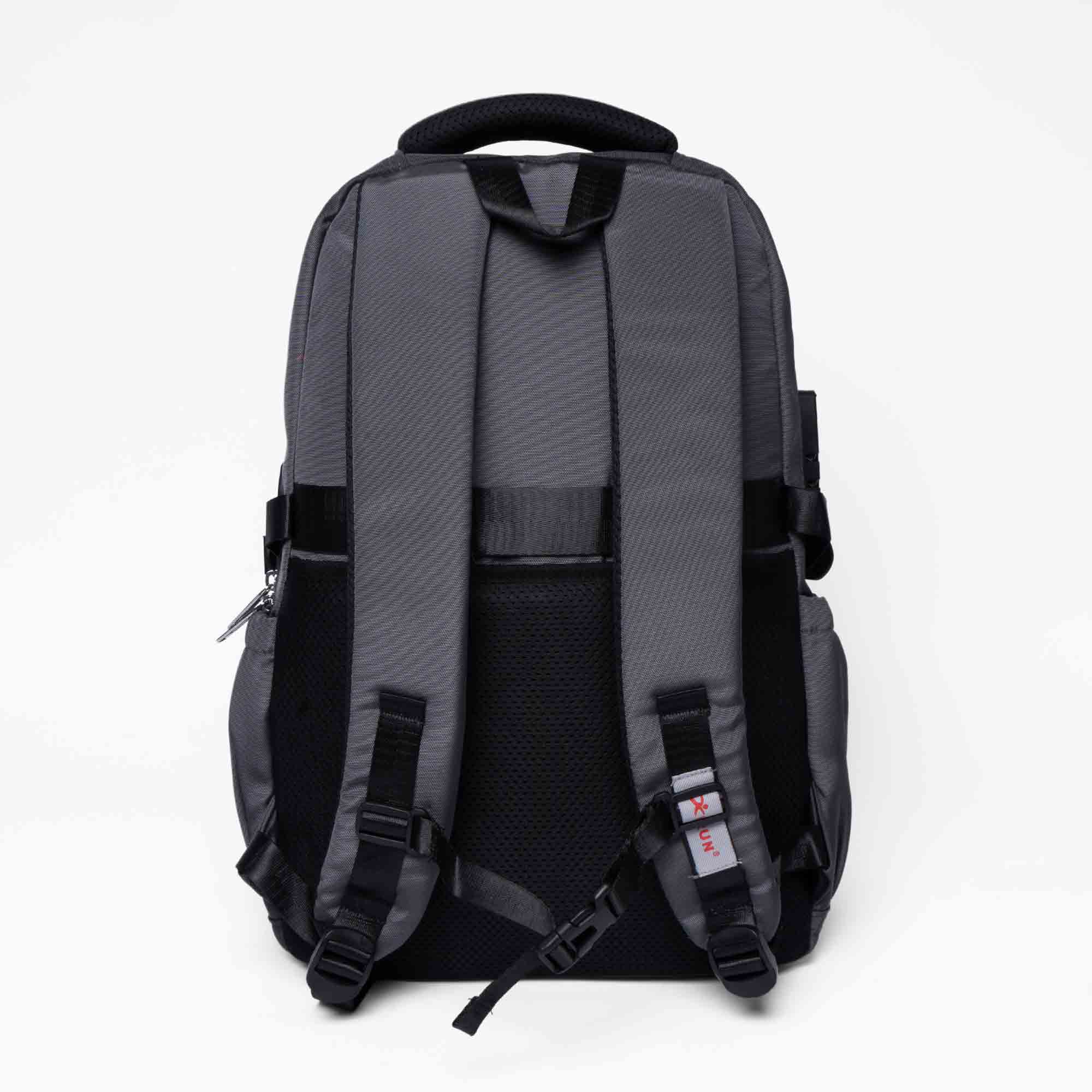 casaca-convertible-negro-irun-tienda-online-deporte-las-mejores-zapatillas-accesorios-deportivos-hombre-mujer-ninos-futbol-deporte-promocion-peru-compra-ahora