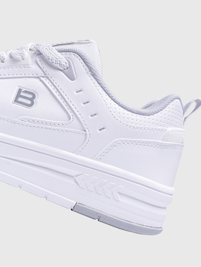 irun-tienda-online-deporte-las-mejores-zapatillas-accesorios-deportivos-hombre-mujer-ninos-futbol-deporte-promocion-peru-compra-ahora