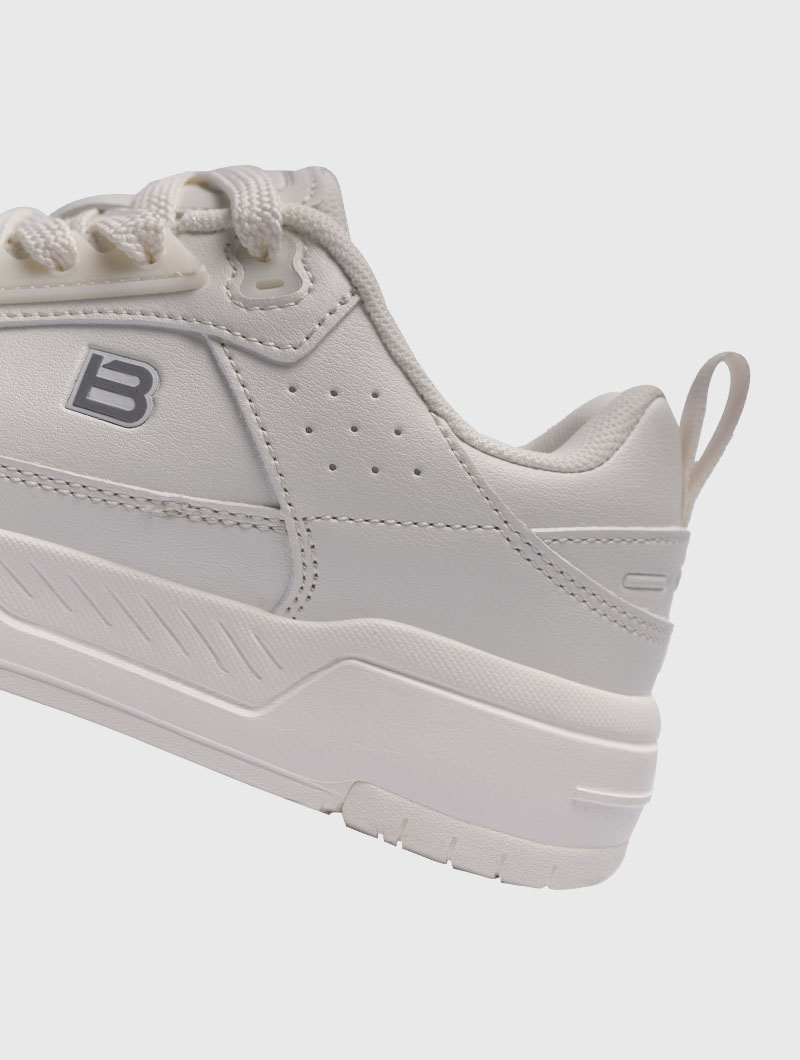irun-tienda-online-deporte-las-mejores-zapatillas-accesorios-deportivos-hombre-mujer-ninos-futbol-deporte-promocion-peru-compra-ahora