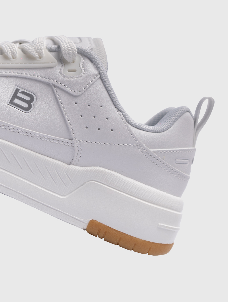 irun-tienda-online-deporte-las-mejores-zapatillas-accesorios-deportivos-hombre-mujer-ninos-futbol-deporte-promocion-peru-compra-ahora