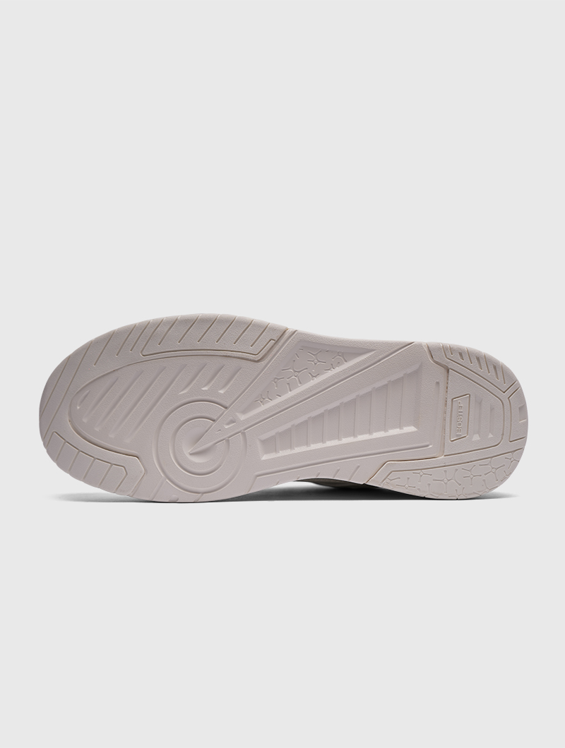 irun-tienda-online-deporte-las-mejores-zapatillas-accesorios-deportivos-hombre-mujer-ninos-futbol-deporte-promocion-peru-compra-ahora
