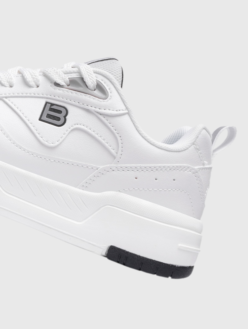irun-tienda-online-deporte-las-mejores-zapatillas-accesorios-deportivos-hombre-mujer-ninos-futbol-deporte-promocion-peru-compra-ahora