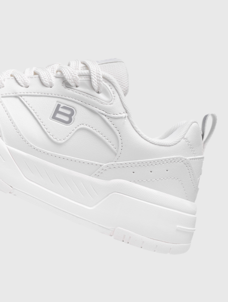 irun-tienda-online-deporte-las-mejores-zapatillas-accesorios-deportivos-hombre-mujer-ninos-futbol-deporte-promocion-peru-compra-ahora