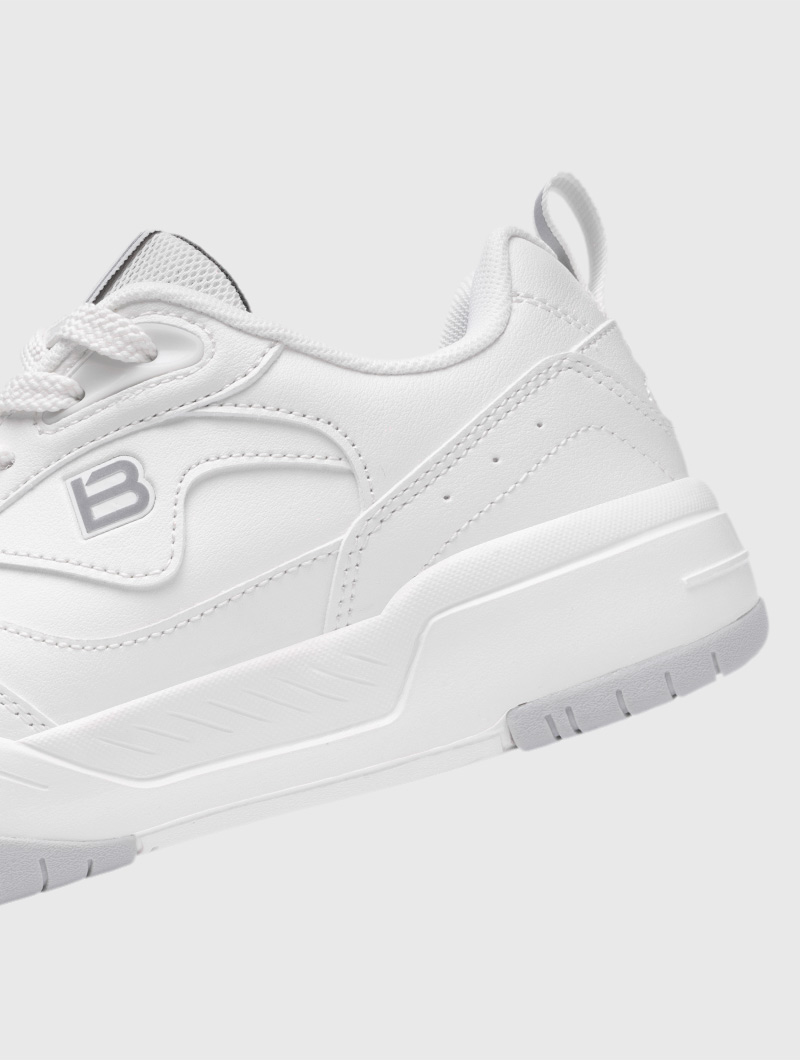 irun-tienda-online-deporte-las-mejores-zapatillas-accesorios-deportivos-hombre-mujer-ninos-futbol-deporte-promocion-peru-compra-ahora