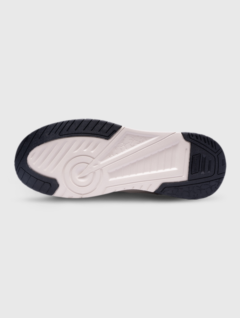 irun-tienda-online-deporte-las-mejores-zapatillas-accesorios-deportivos-hombre-mujer-ninos-futbol-deporte-promocion-peru-compra-ahora