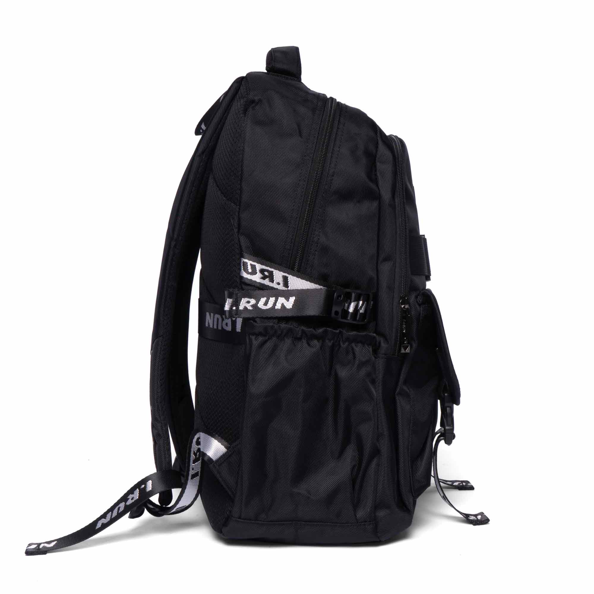 casaca-convertible-negro-irun-tienda-online-deporte-las-mejores-zapatillas-accesorios-deportivos-hombre-mujer-ninos-futbol-deporte-promocion-peru-compra-ahora