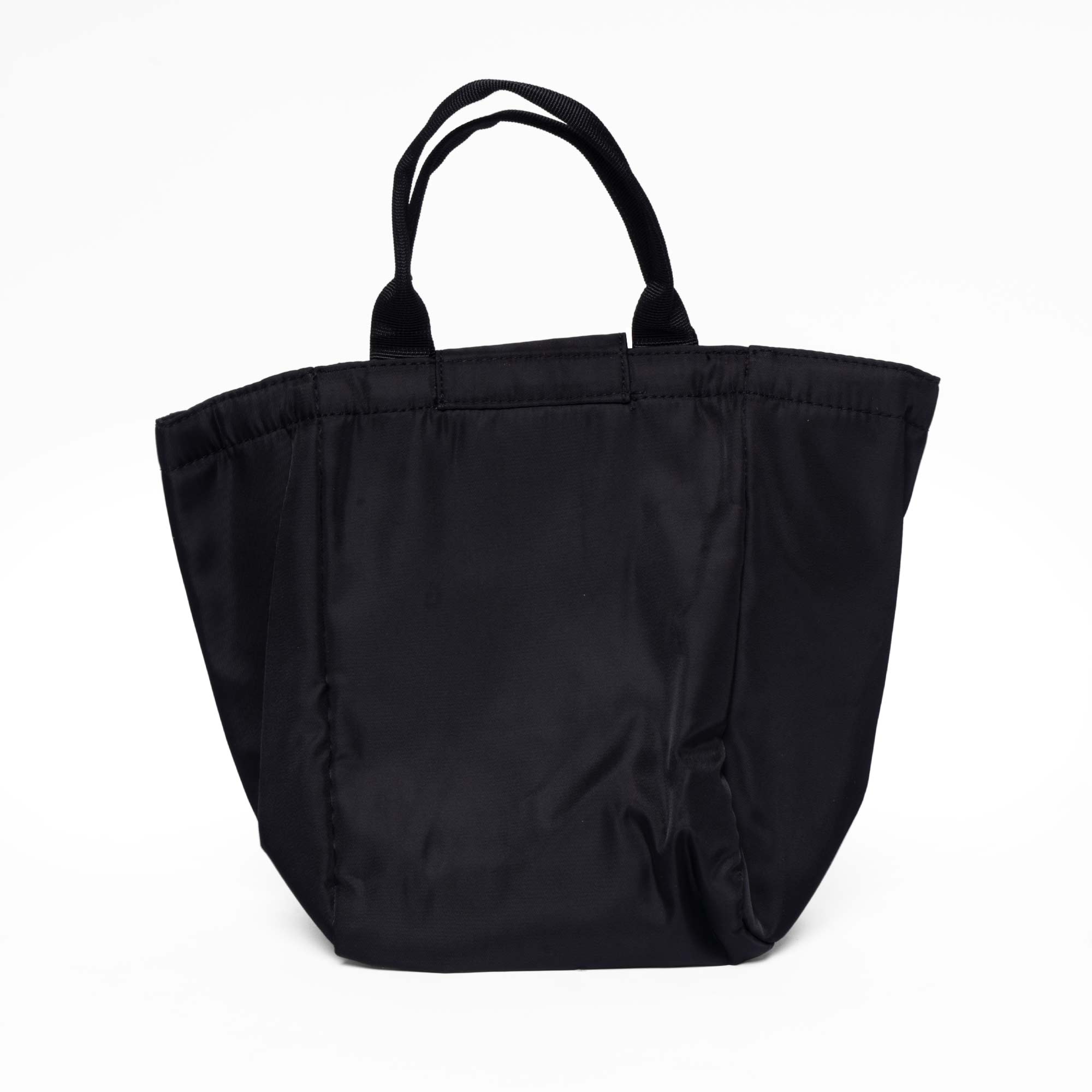 casaca-convertible-negro-irun-tienda-online-deporte-las-mejores-zapatillas-accesorios-deportivos-hombre-mujer-ninos-futbol-deporte-promocion-peru-compra-ahora