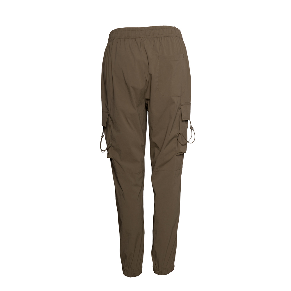irun-tienda-online-deporte-las-mejores-zapatillas-accesorios-deportivos-hombre-mujer-ninos-futbol-deporte-promocion-peru-compra-ahora