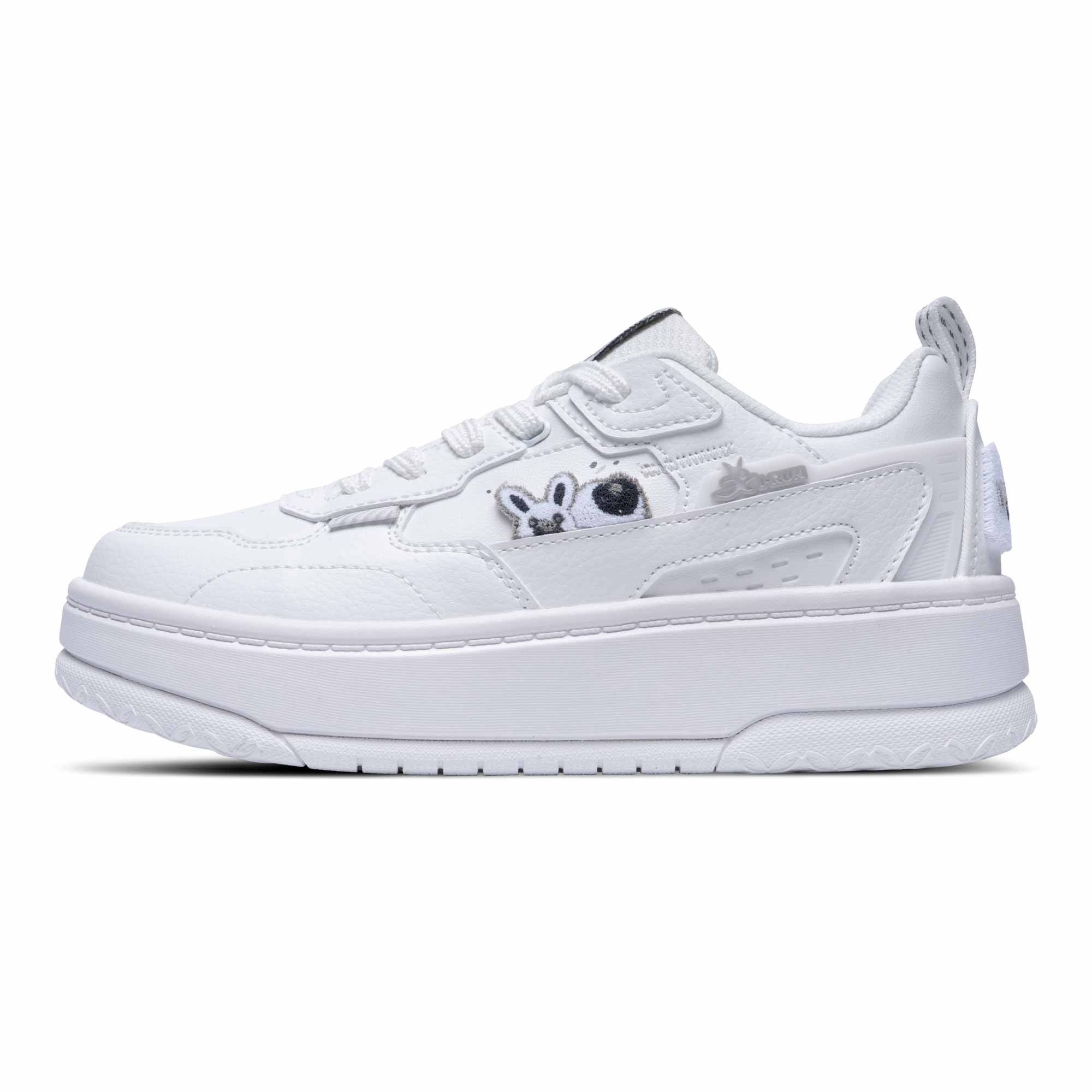 slyder2-web-1-irun-tienda-online-deporte-las-mejores-zapatillas-accesorios-deportivos-hombre-mujer-ninos-futbol-deporte-promocion-peru-compra-ahora.jpg