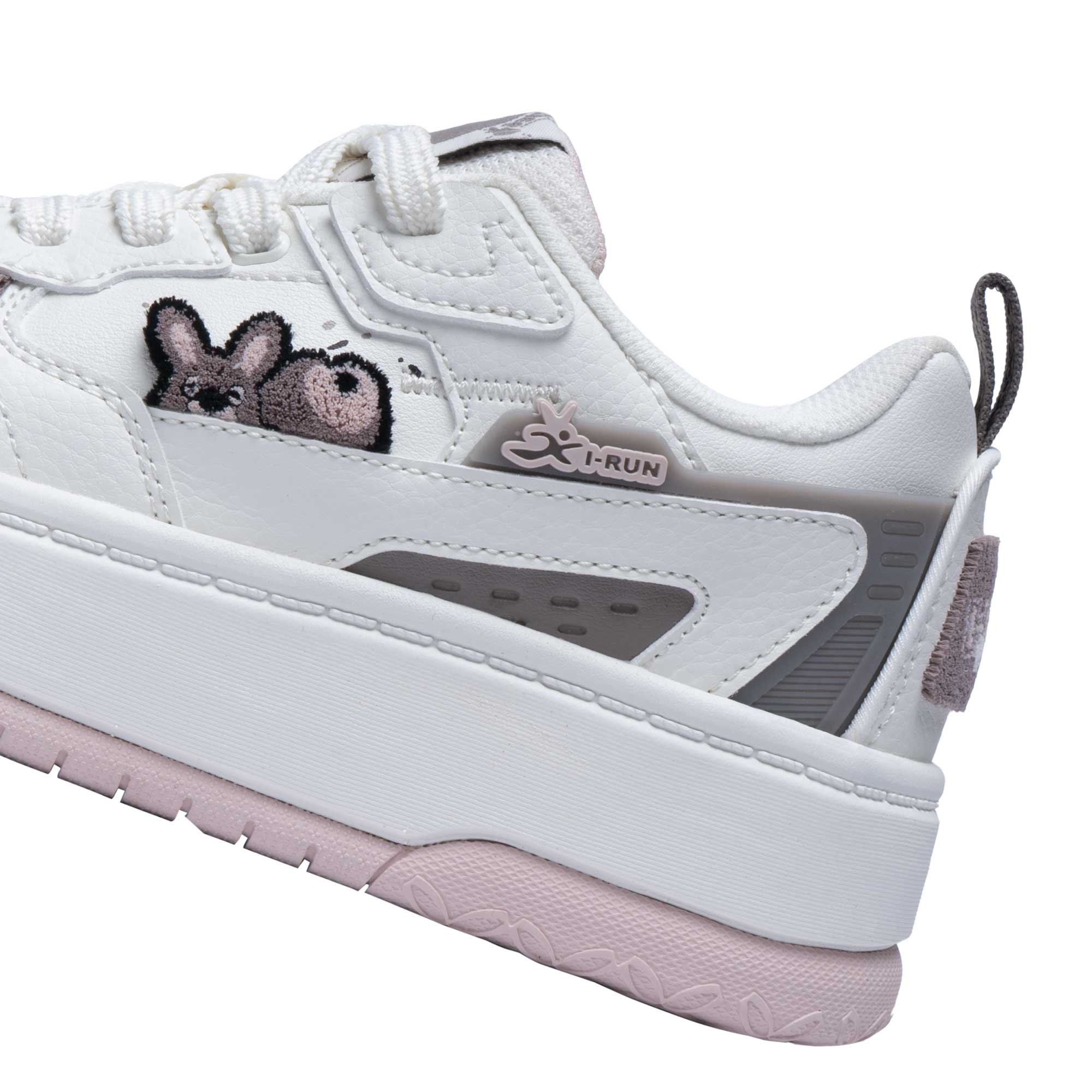 slyder2-web-1-irun-tienda-online-deporte-las-mejores-zapatillas-accesorios-deportivos-hombre-mujer-ninos-futbol-deporte-promocion-peru-compra-ahora.jpg