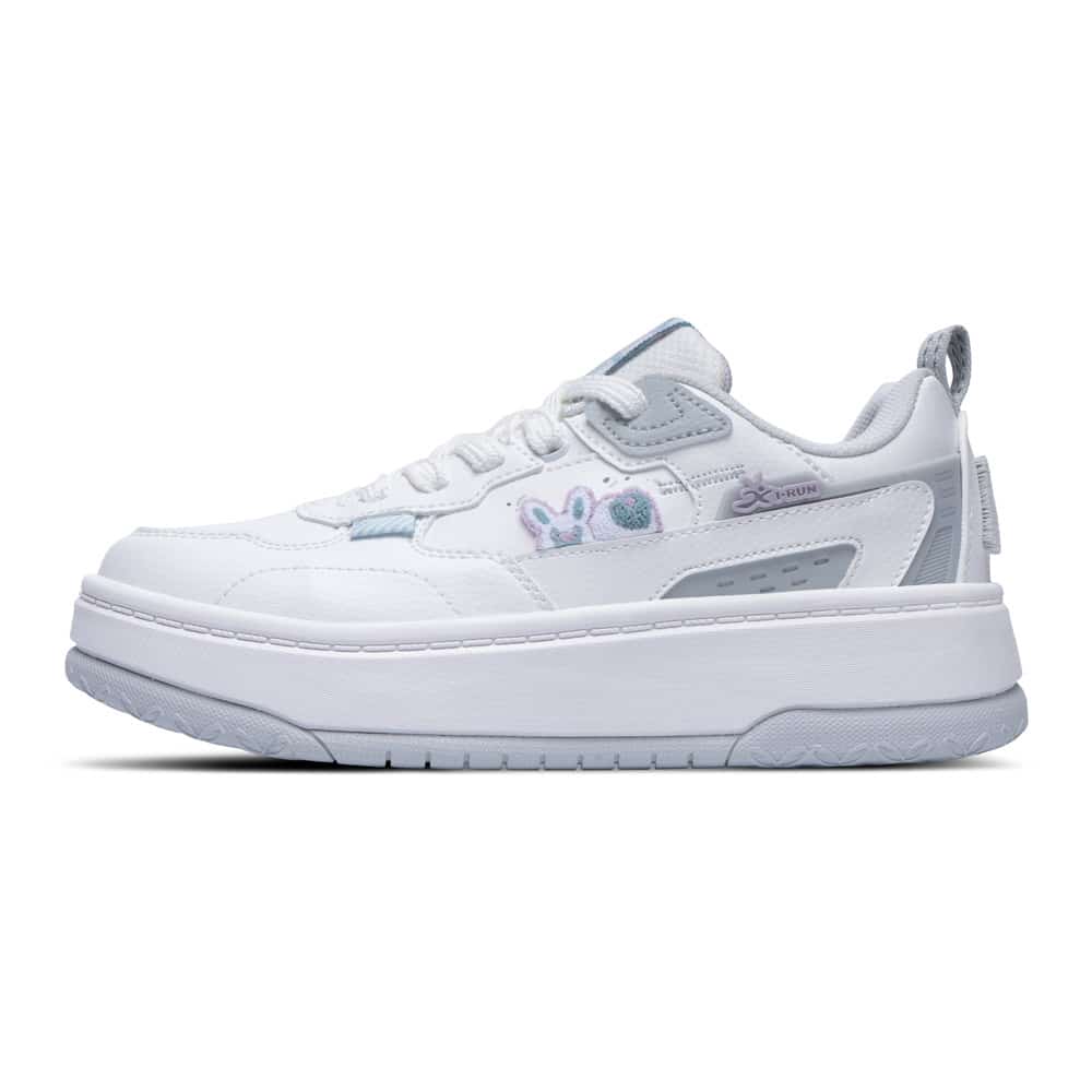 slyder2-web-1-irun-tienda-online-deporte-las-mejores-zapatillas-accesorios-deportivos-hombre-mujer-ninos-futbol-deporte-promocion-peru-compra-ahora.jpg