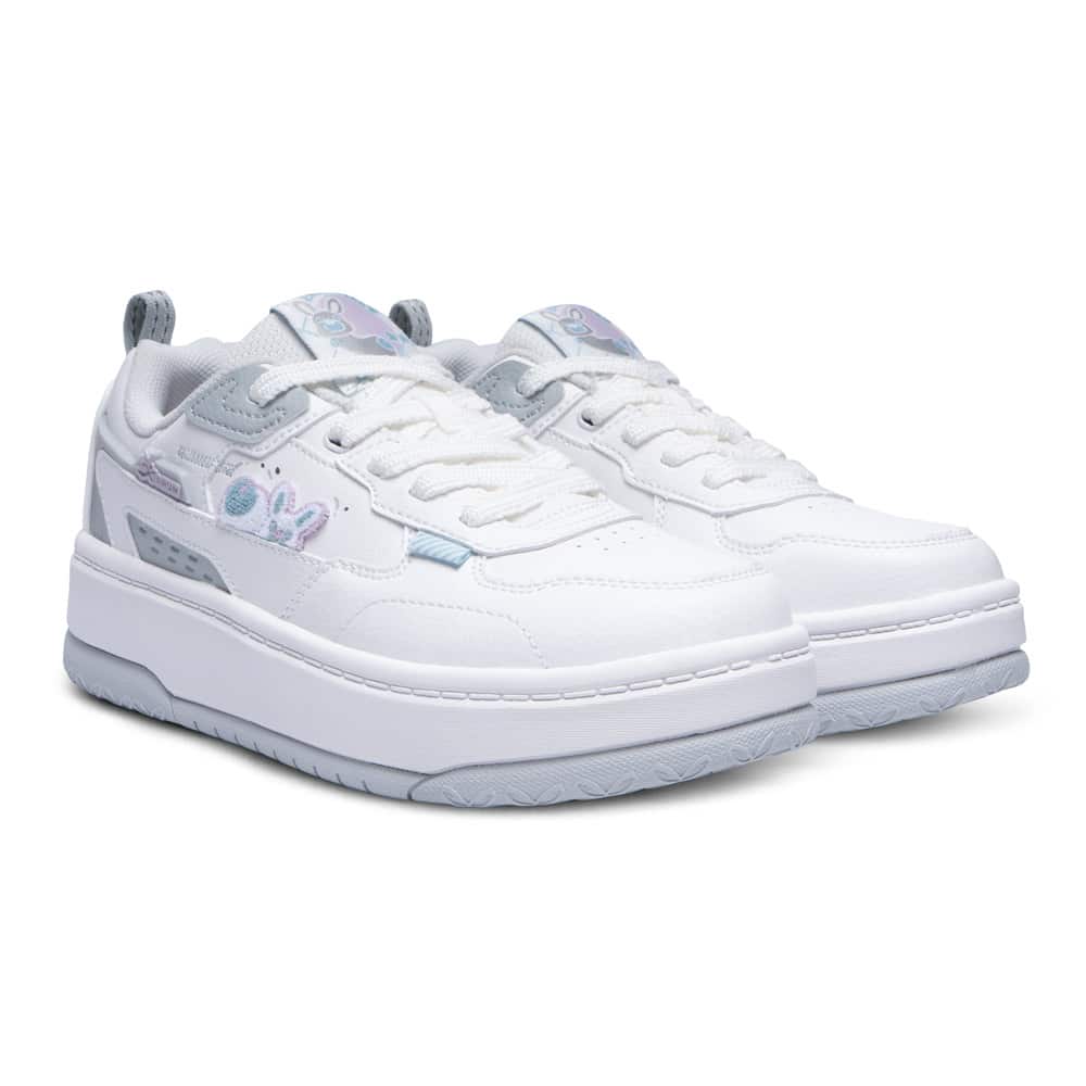 slyder2-web-1-irun-tienda-online-deporte-las-mejores-zapatillas-accesorios-deportivos-hombre-mujer-ninos-futbol-deporte-promocion-peru-compra-ahora.jpg