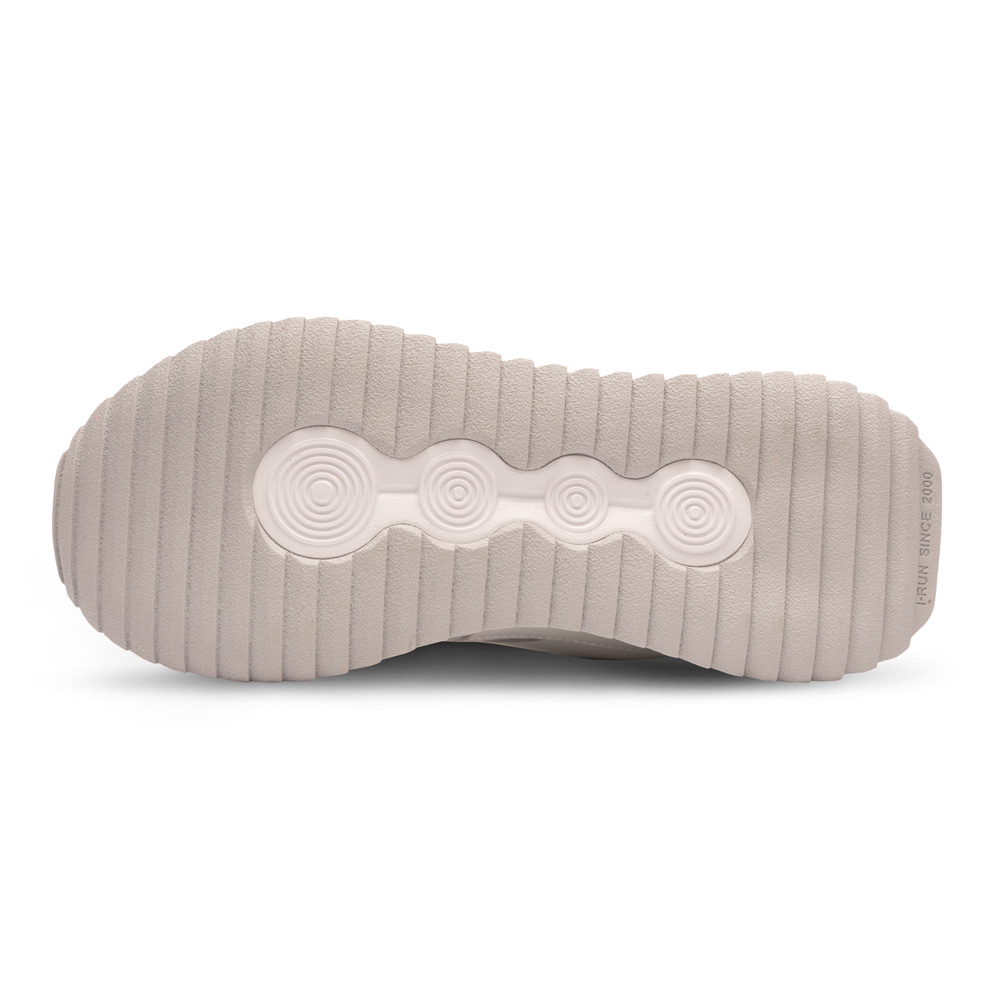 slyder2-web-1-irun-tienda-online-deporte-las-mejores-zapatillas-accesorios-deportivos-hombre-mujer-ninos-futbol-deporte-promocion-peru-compra-ahora.jpg